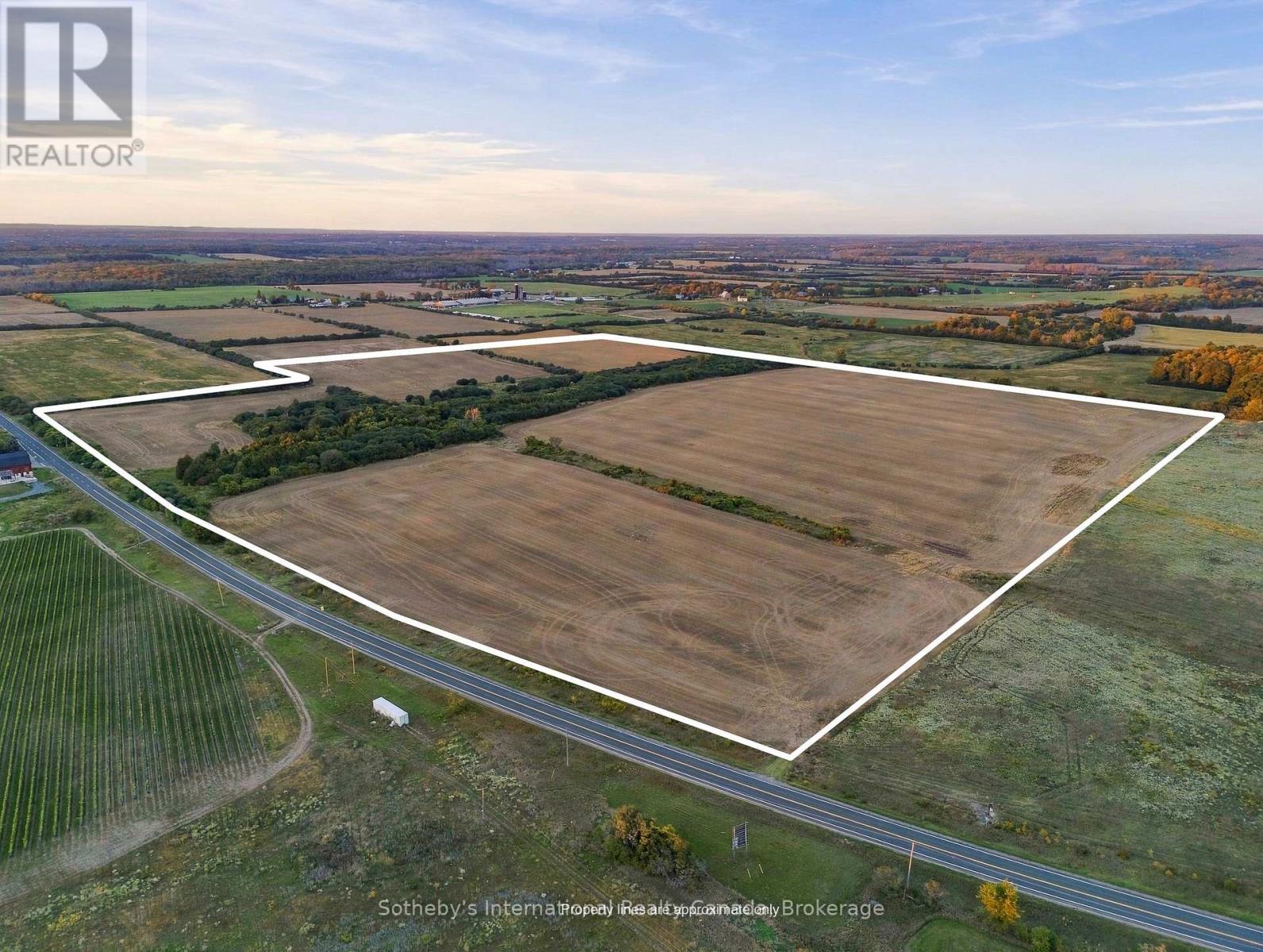 18130 Loyalist Parkway Property Photo 1