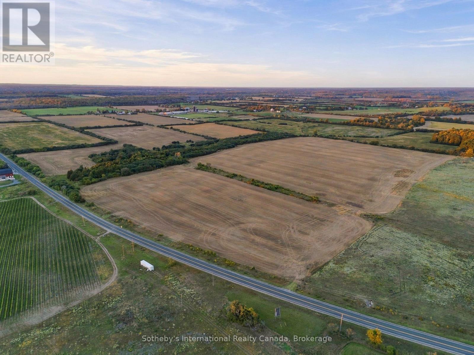 18130 Loyalist Parkway Property Photo 2
