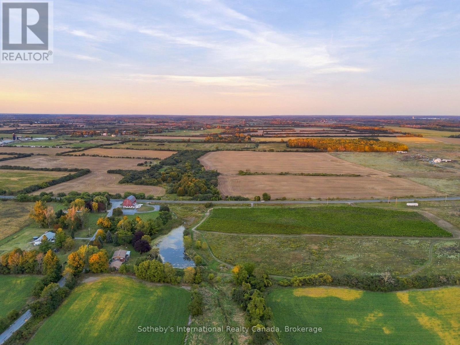 18130 Loyalist Parkway Property Photo 3