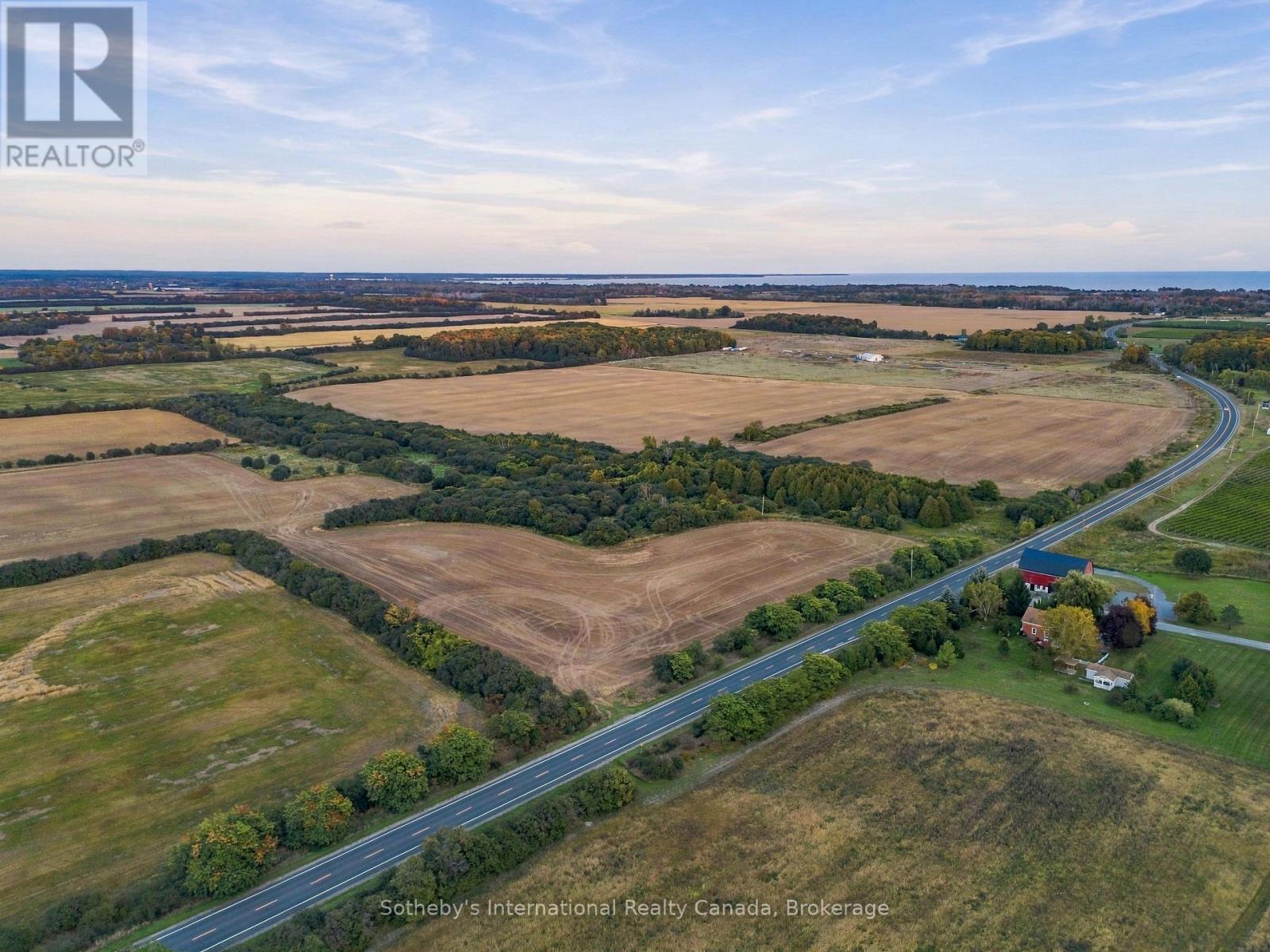 18130 Loyalist Parkway Property Photo 4