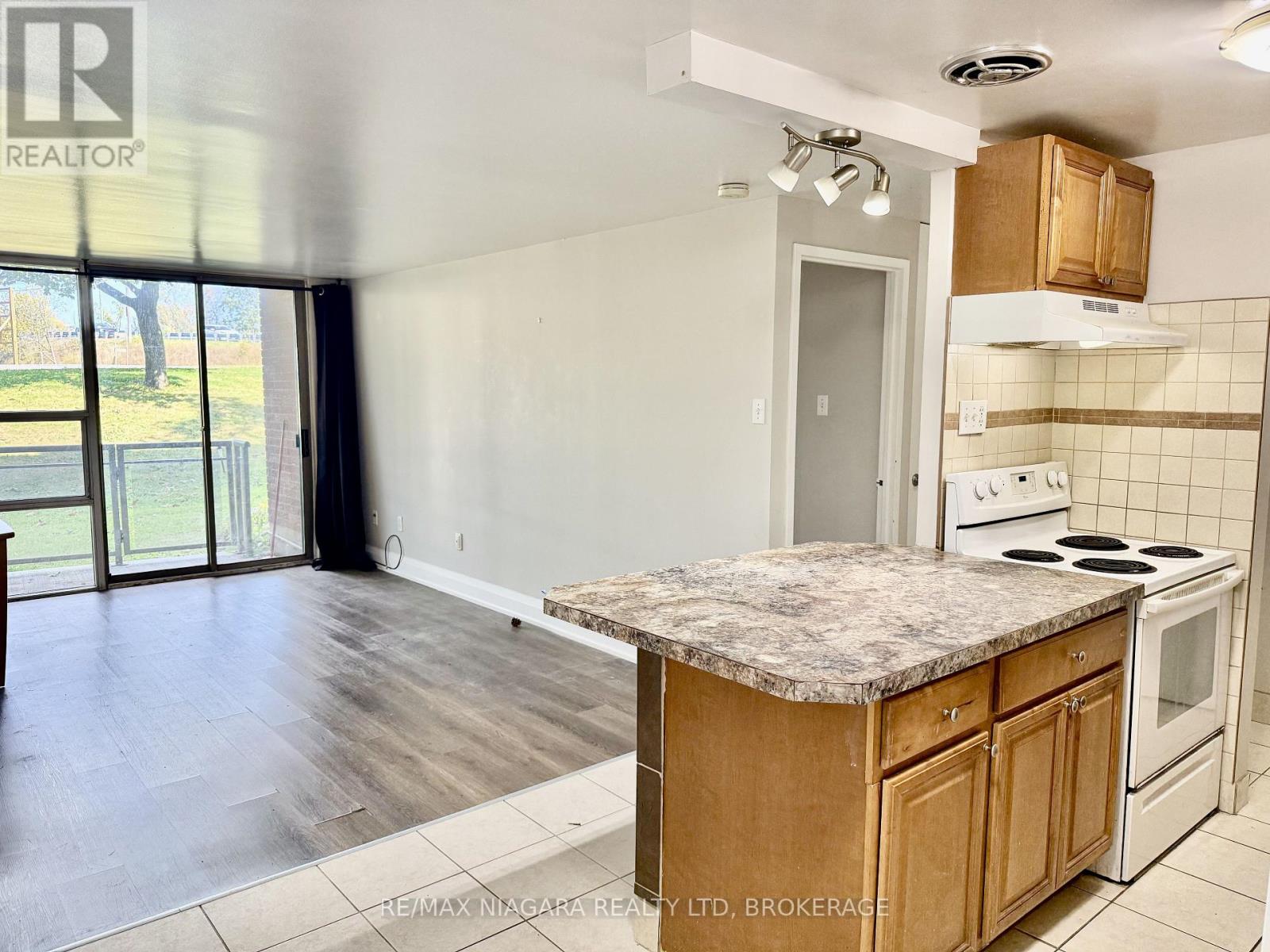 102 - 7 Riverview Boulevard Property Photo 14