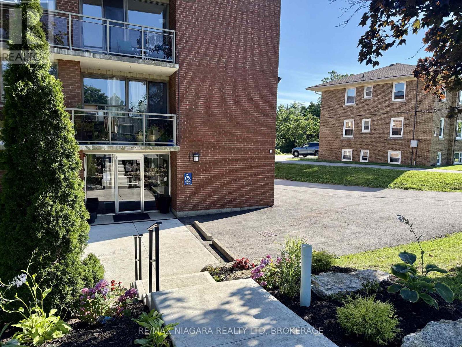 102 - 7 Riverview Boulevard Property Photo 42