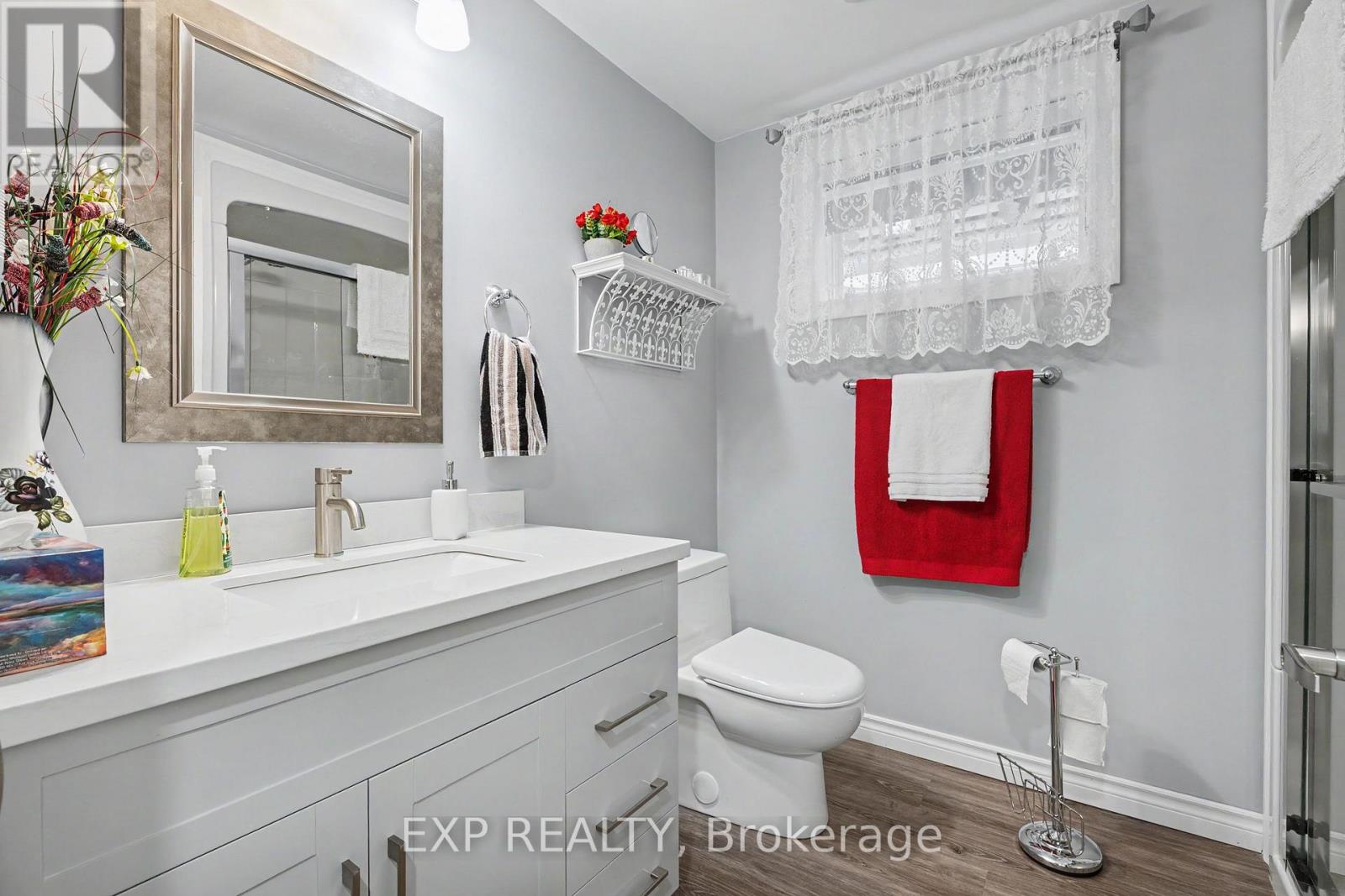 49 Campbell Street Property Photo 30