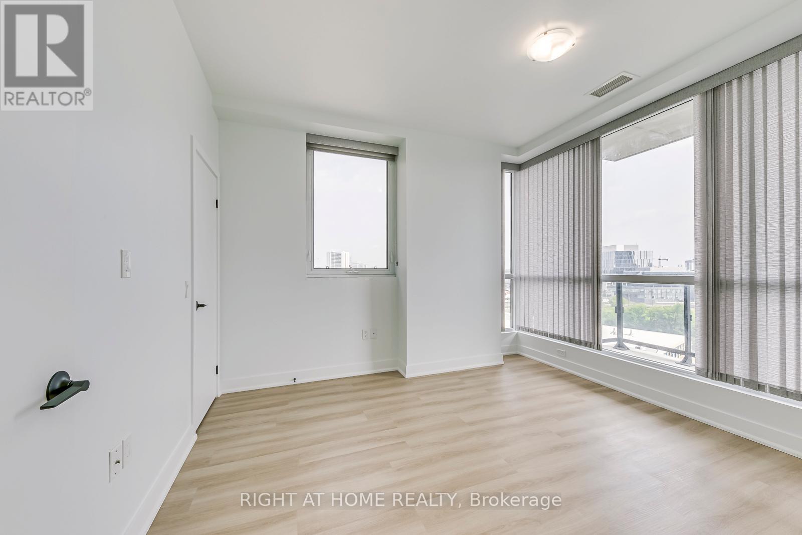 1102 - 100 Garment Street Property Photo 20