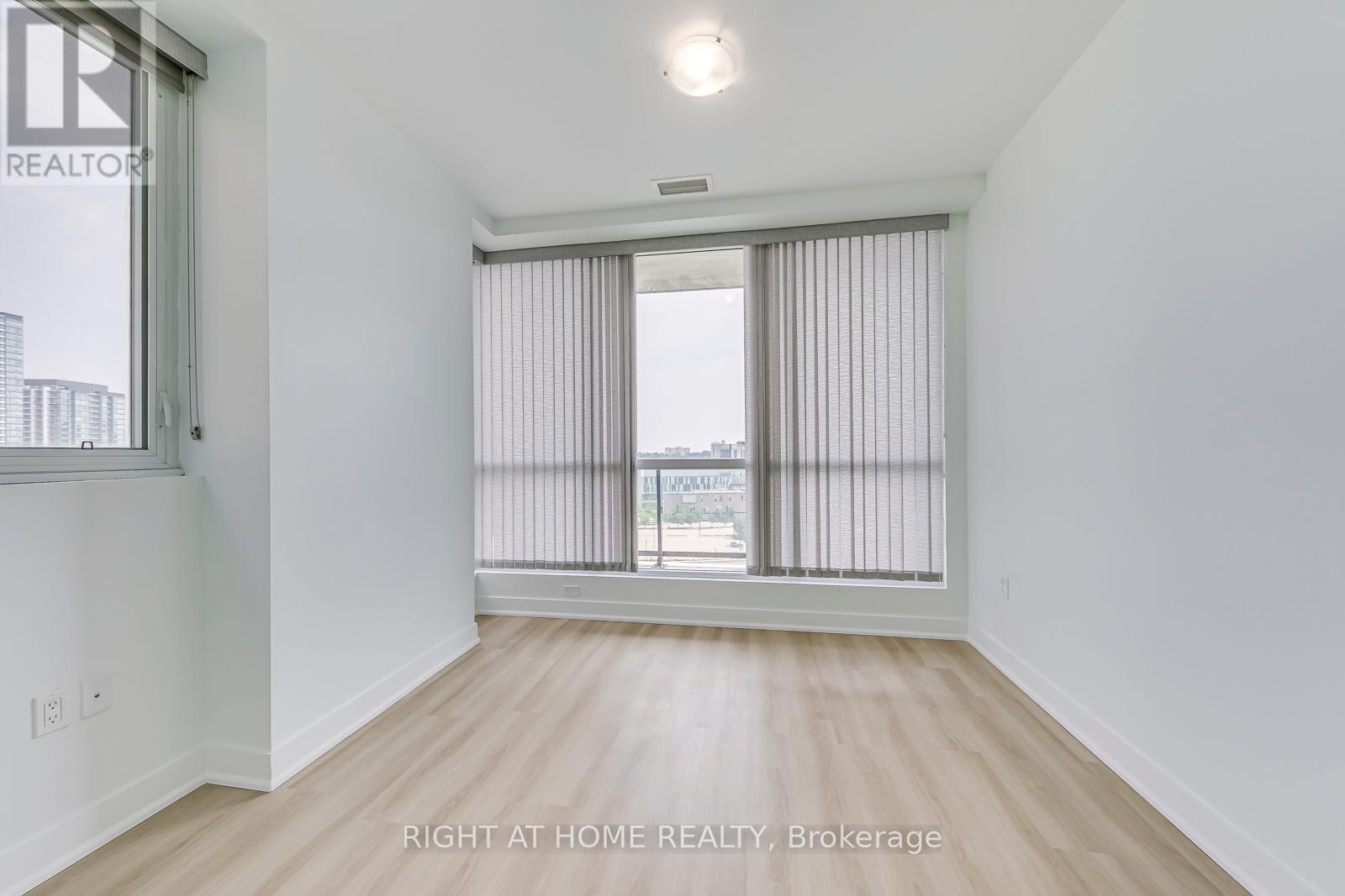1102 - 100 Garment Street Property Photo 21