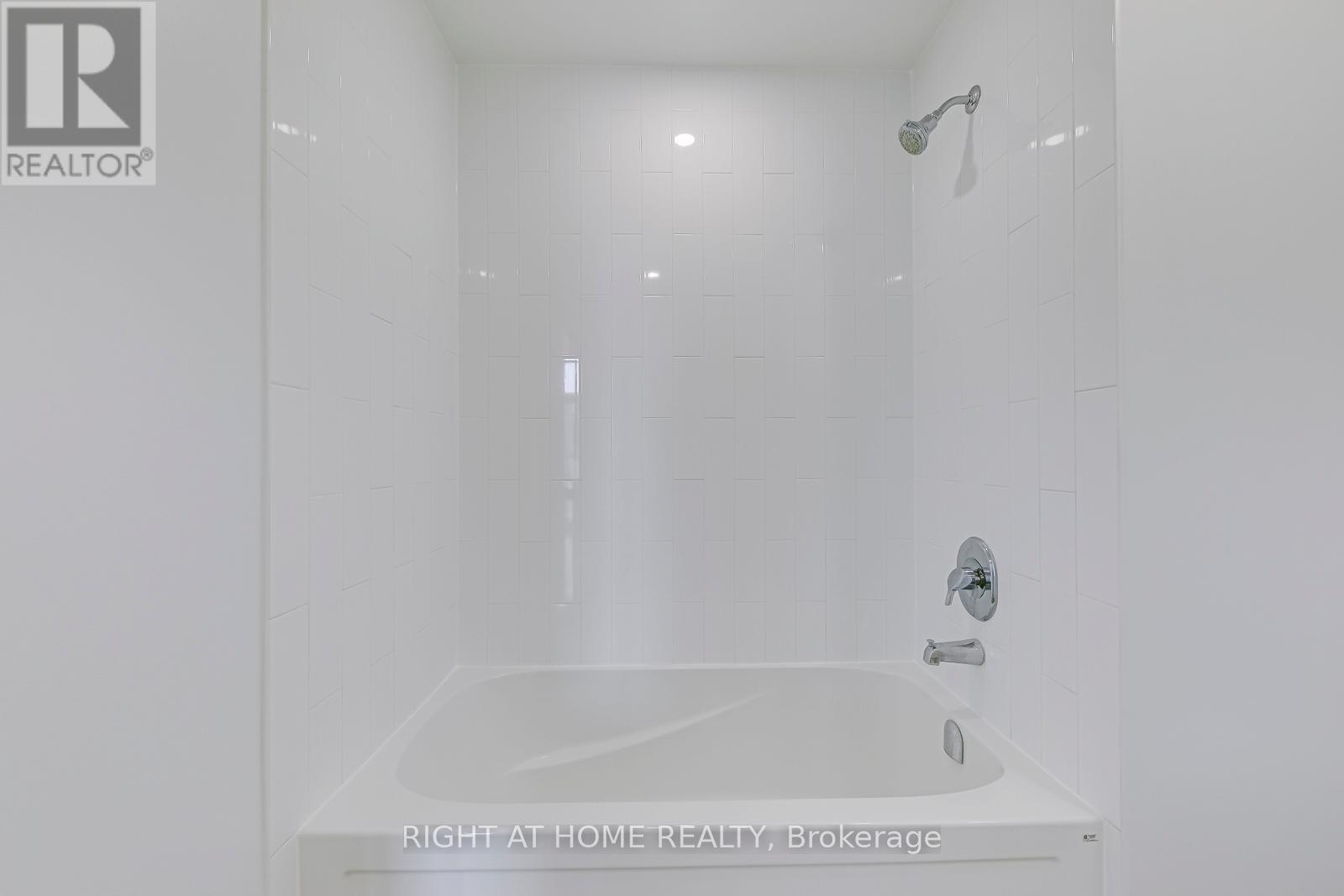 1102 - 100 Garment Street Property Photo 27