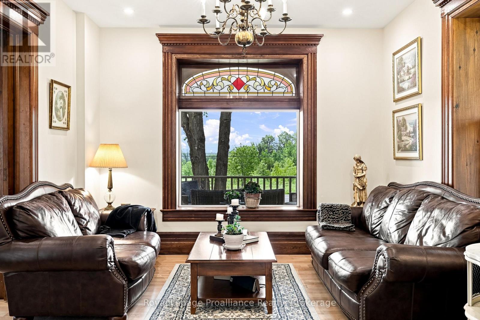 1376 Queensborough Road Property Photo 7