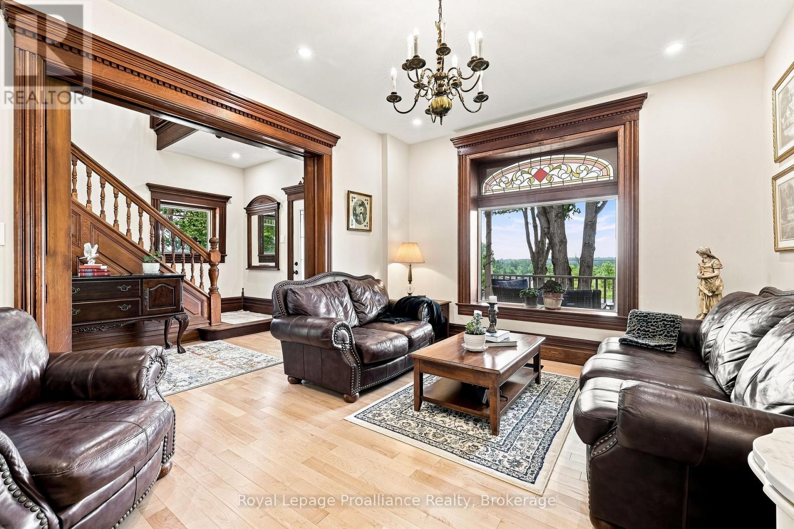 1376 Queensborough Road Property Photo 8