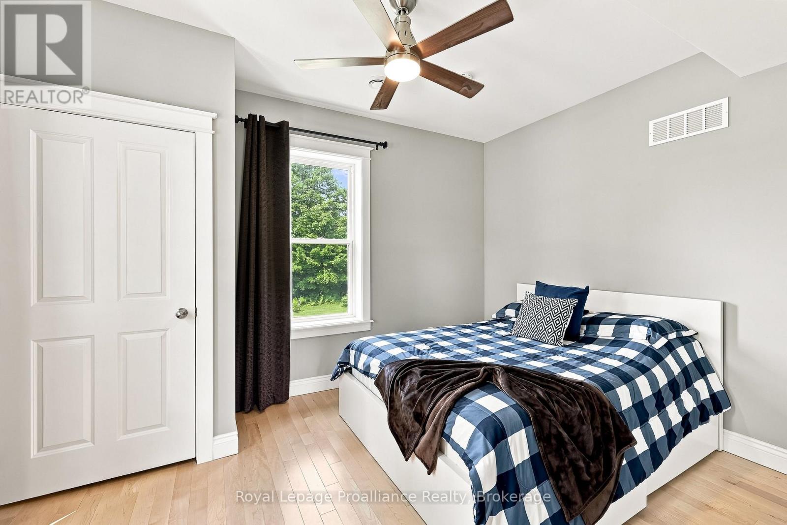 1376 Queensborough Road Property Photo 20