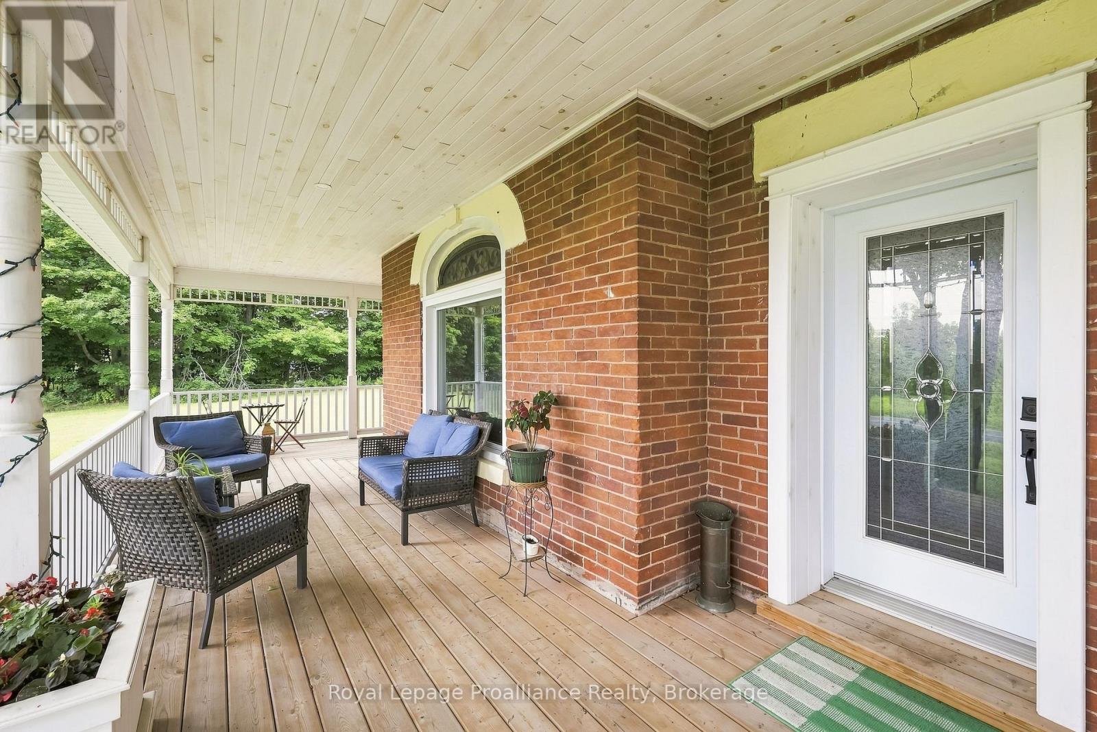 1376 Queensborough Road Property Photo 42