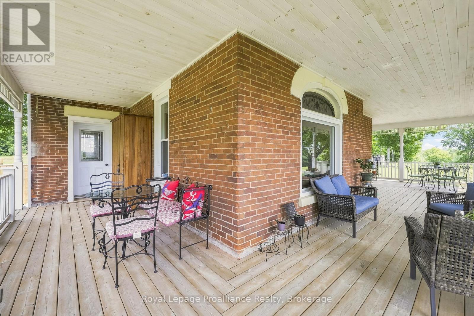 1376 Queensborough Road Property Photo 43