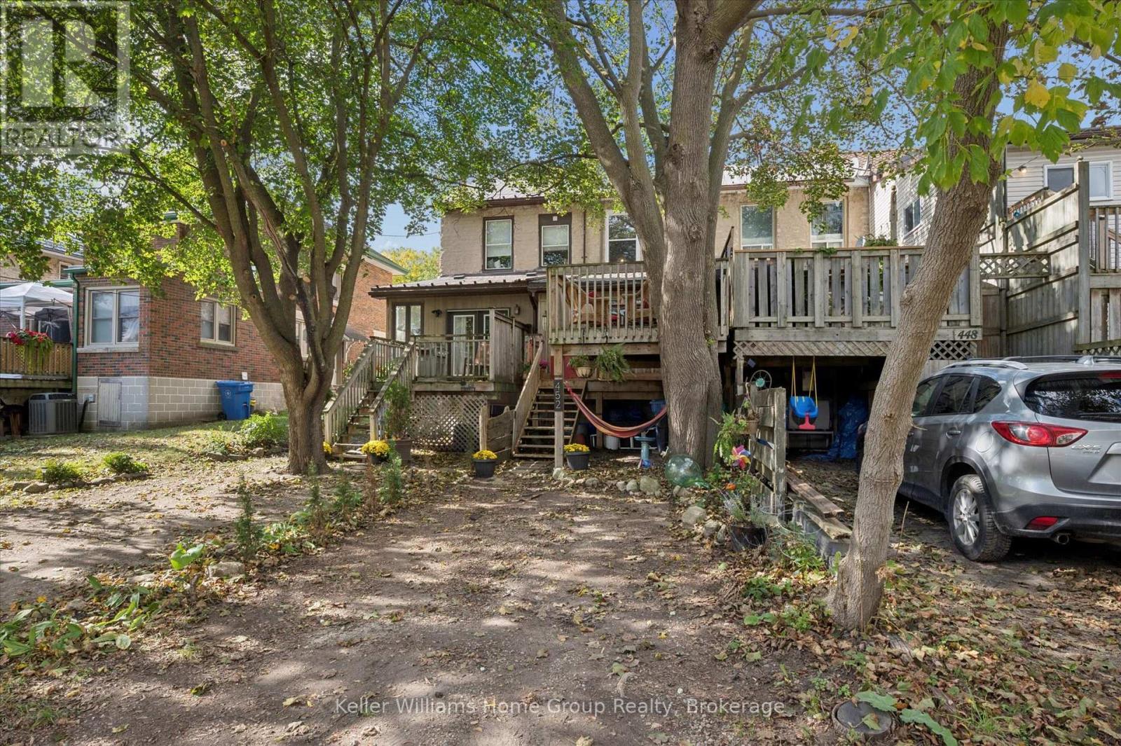 452 St Andrew Street W Property Photo 25
