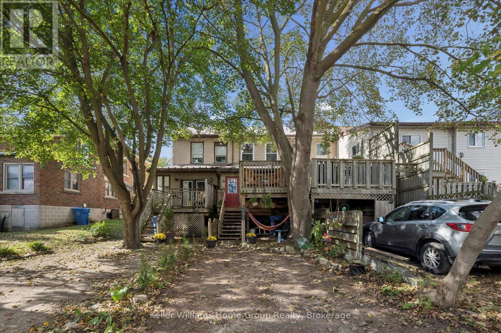 452 St Andrew Street W Property Photo 27