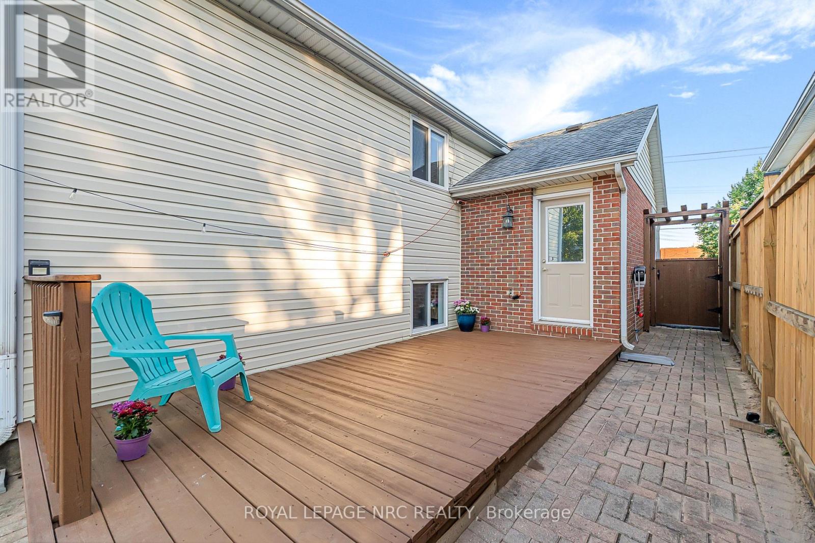 551 Scott Street Property Photo 29