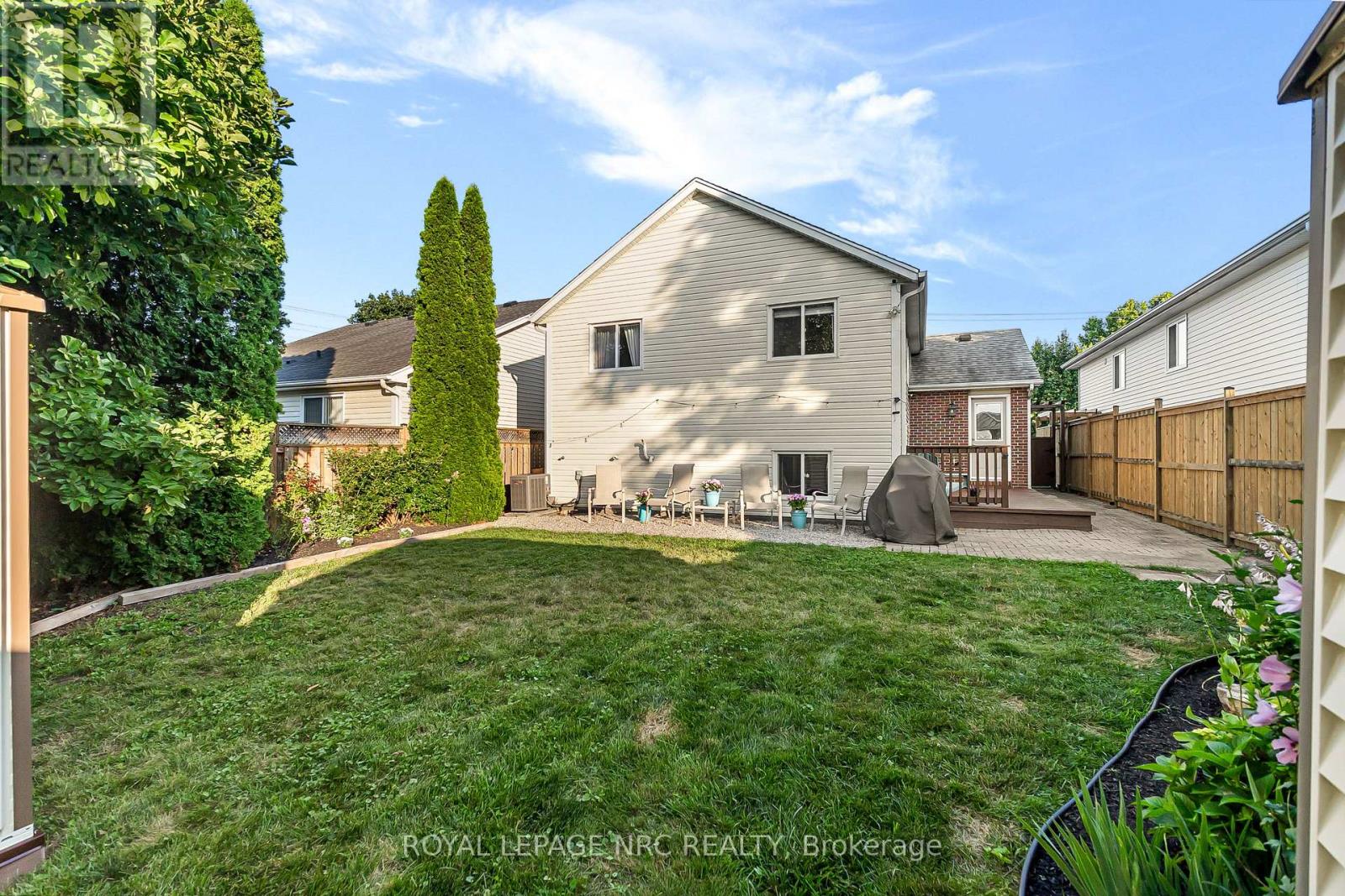 551 Scott Street Property Photo 31