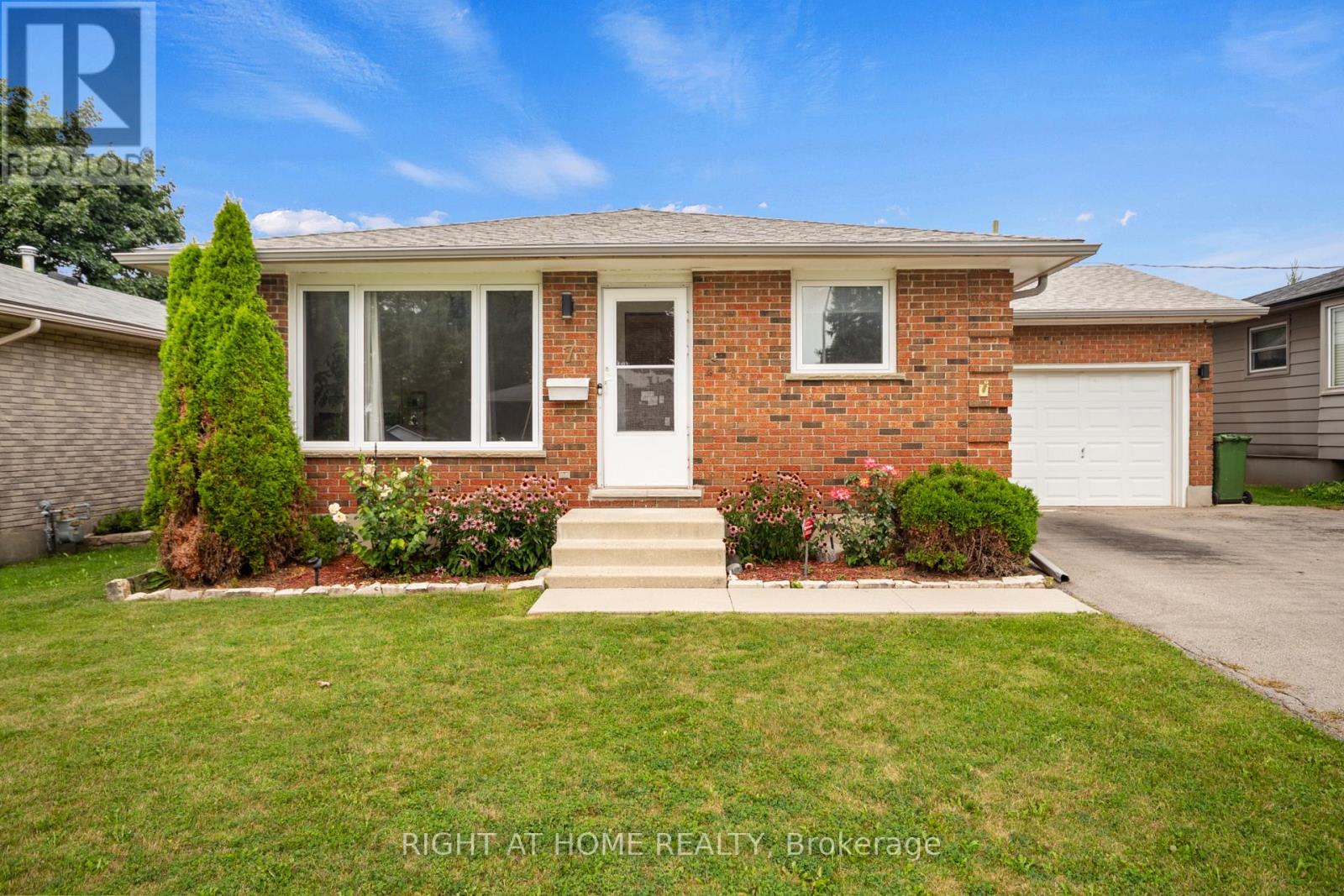 7 Raven Avenue Property Photo 1