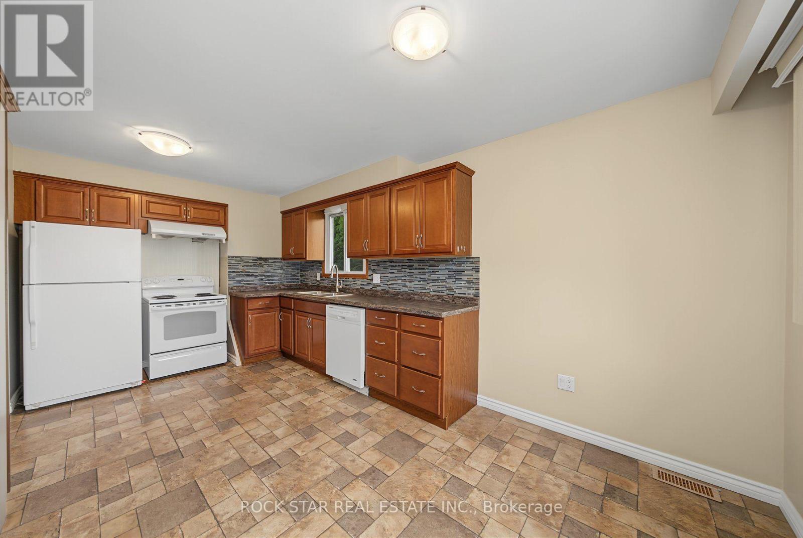 Main - 59 Aterno Drive Property Photo 6