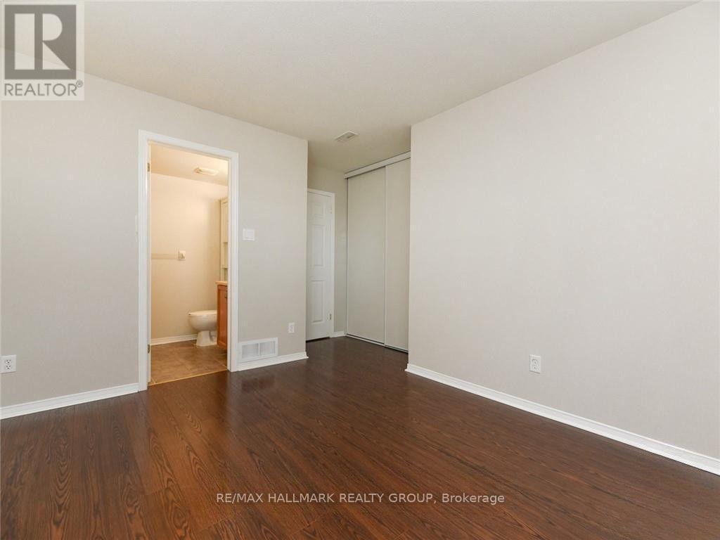 386 Crownridge Drive Property Photo 20