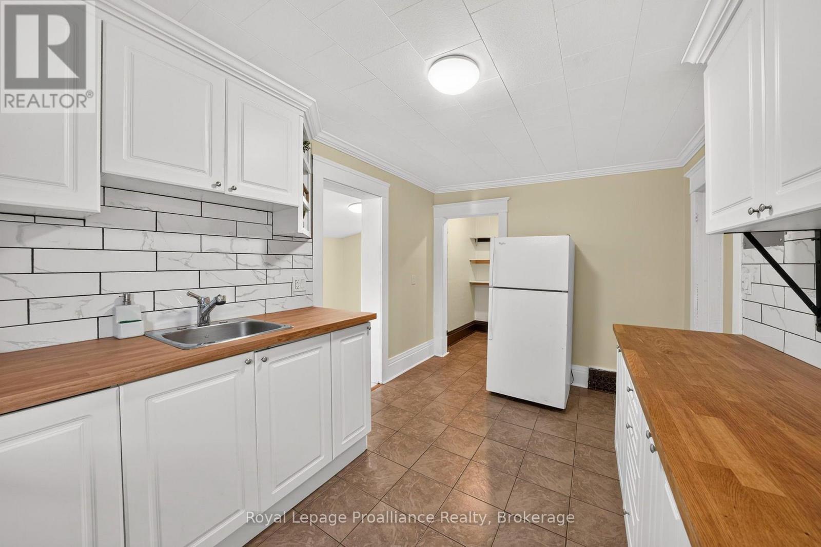 37 Lorne Avenue Property Photo 31