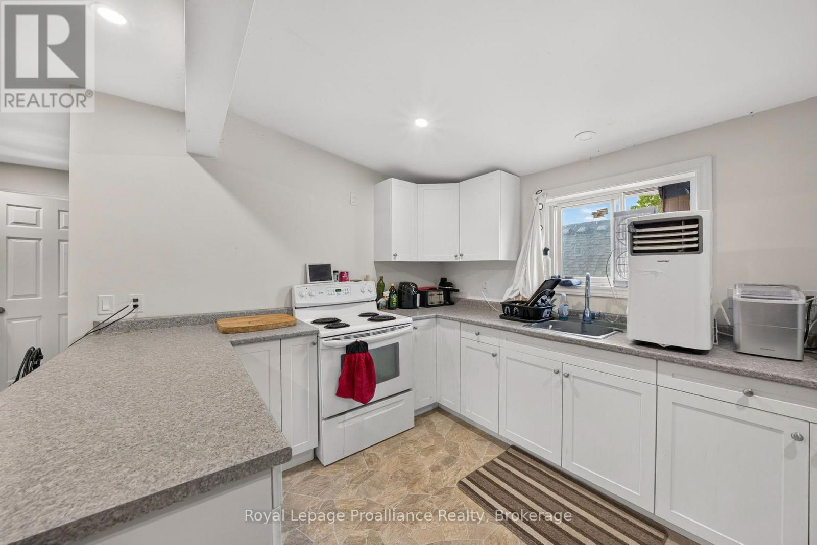 37 Lorne Avenue Property Photo 37