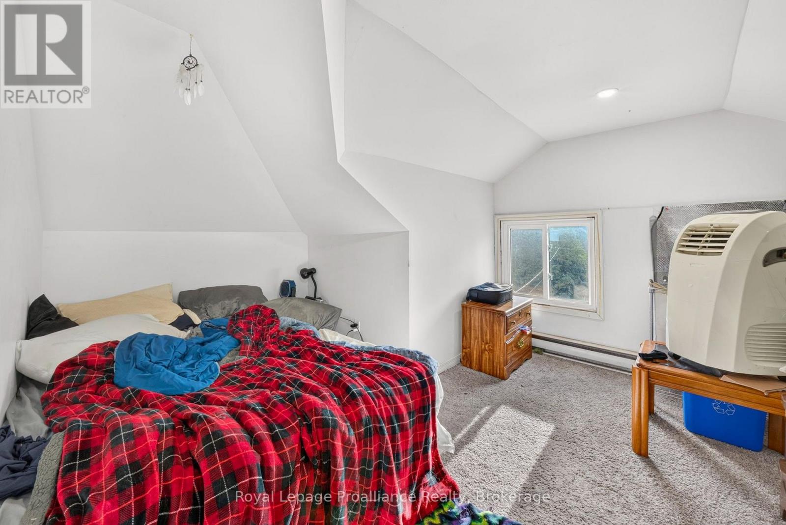 37 Lorne Avenue Property Photo 41