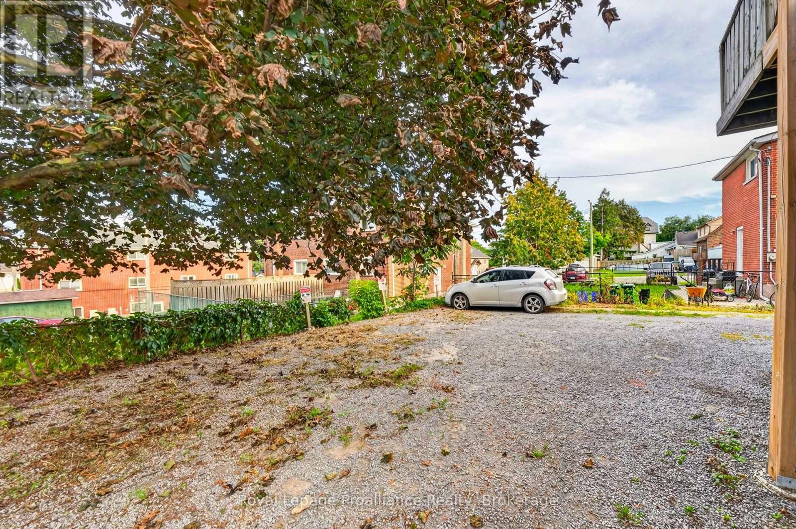 37 Lorne Avenue Property Photo 45
