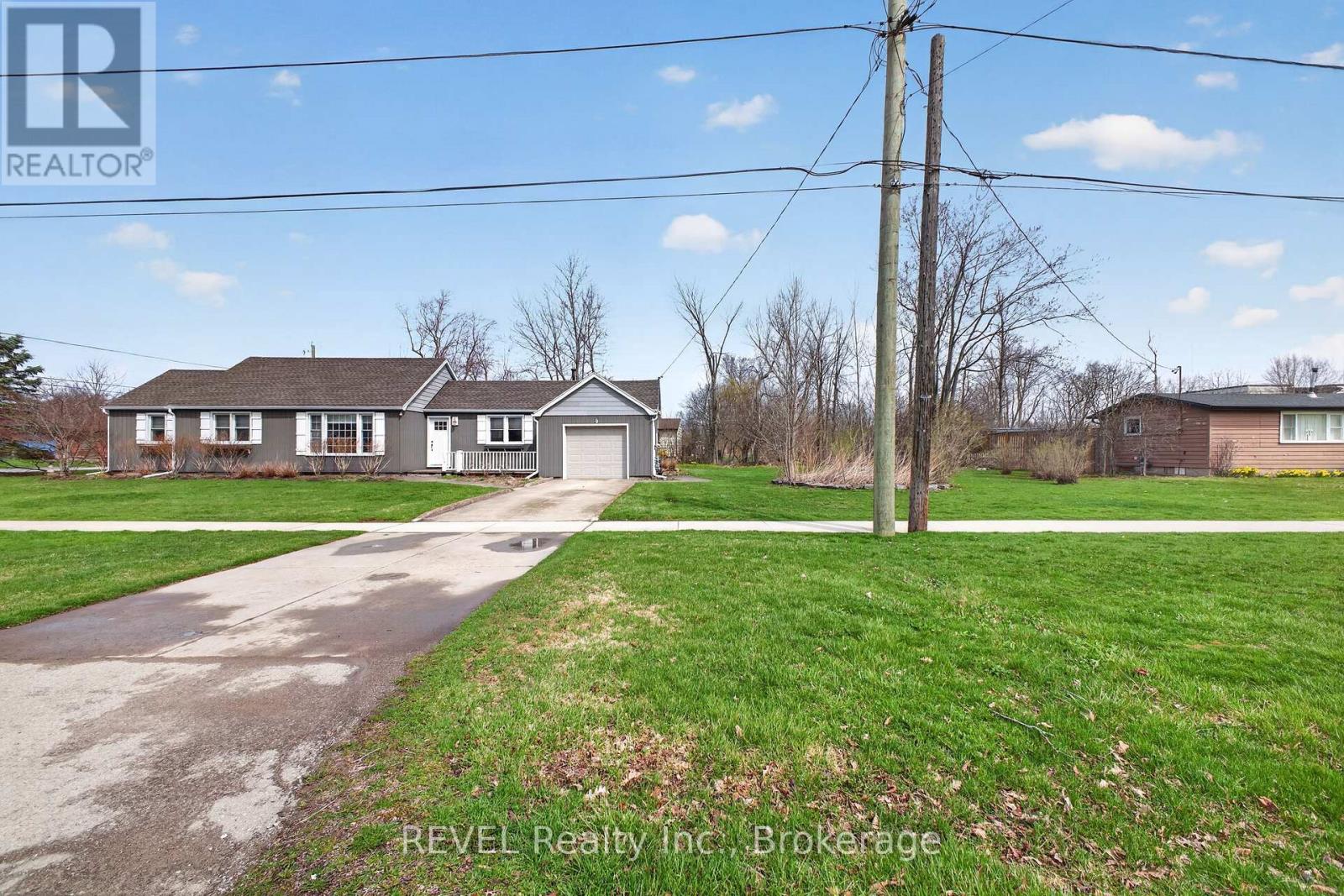 1258 Phillips Street Property Photo 5