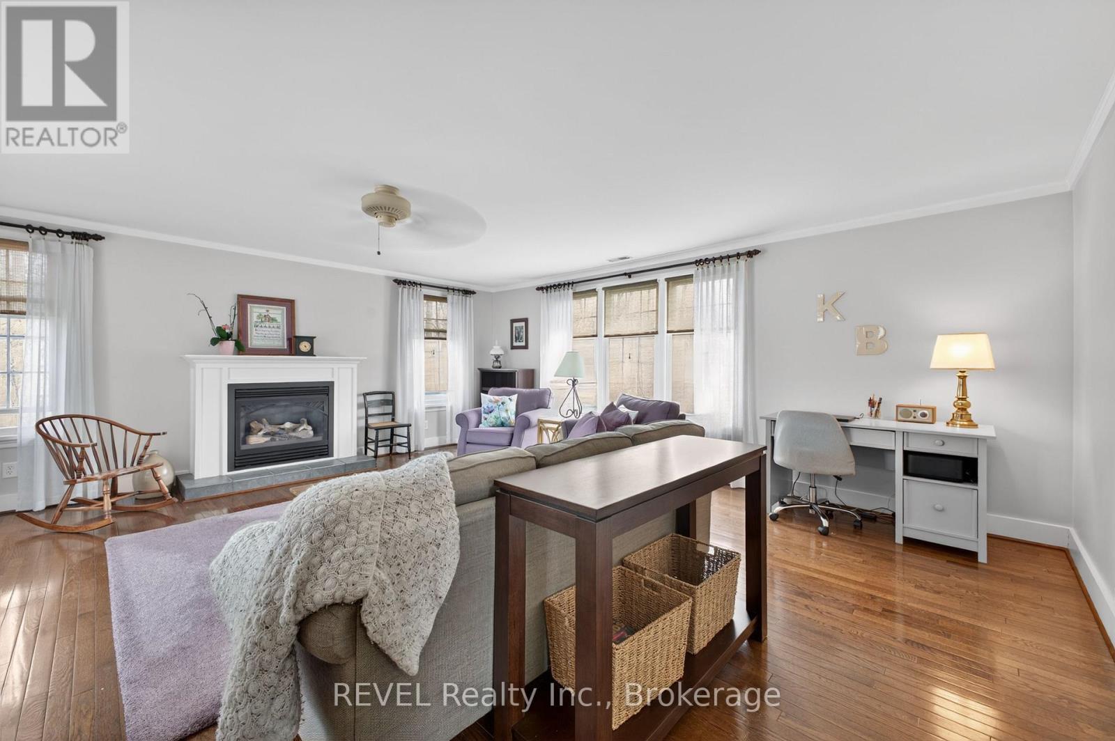 1258 Phillips Street Property Photo 11