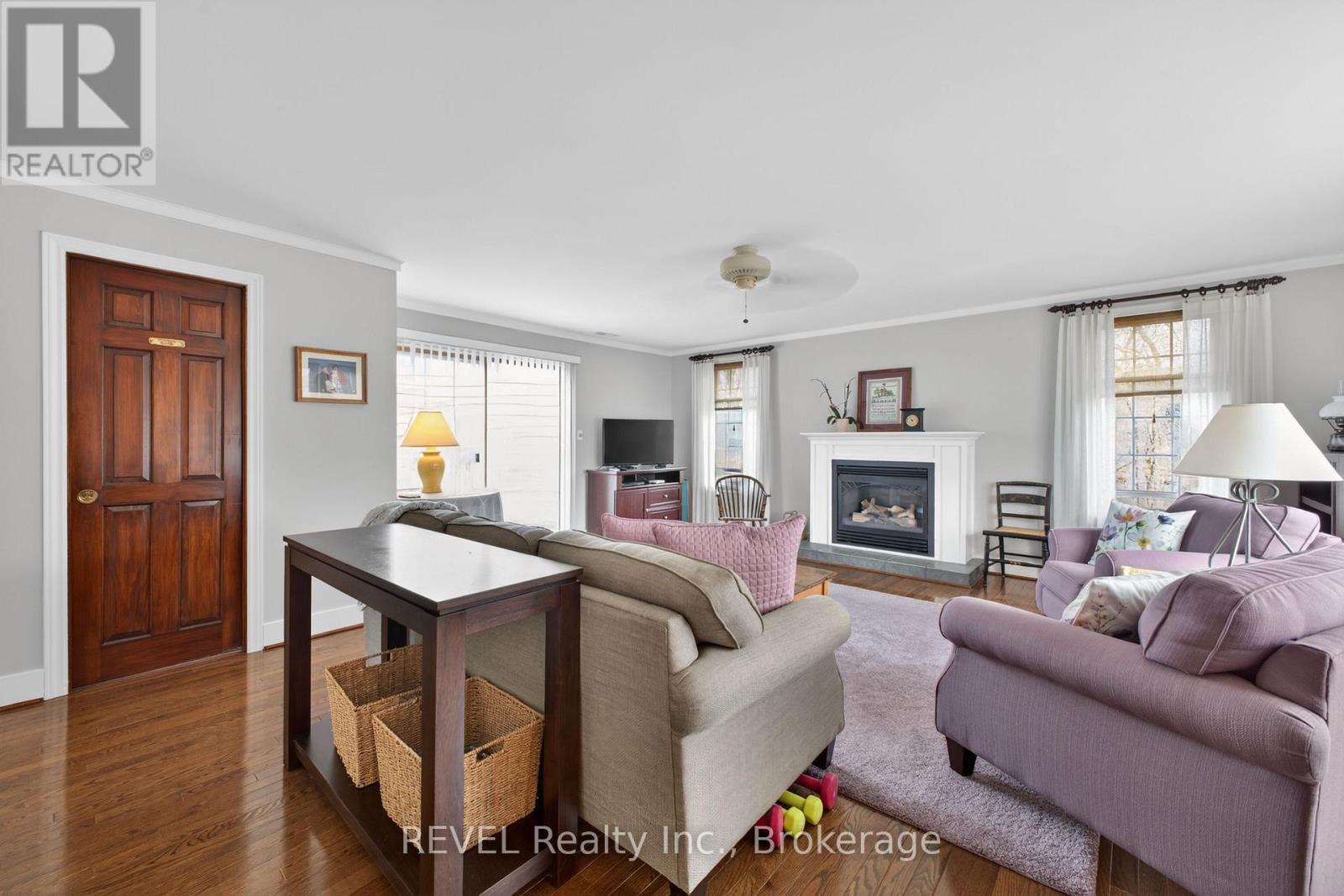 1258 Phillips Street Property Photo 12