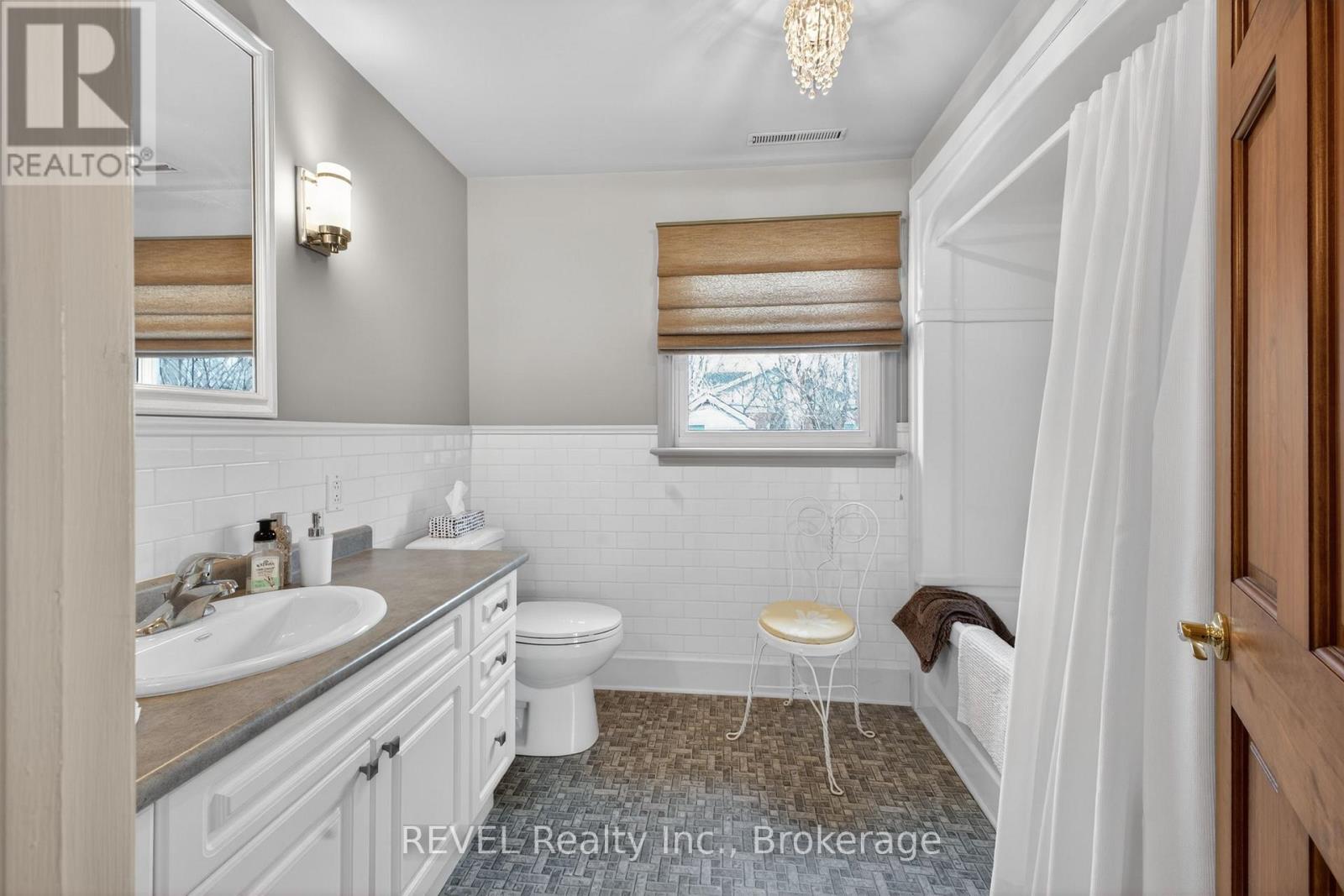 1258 Phillips Street Property Photo 22