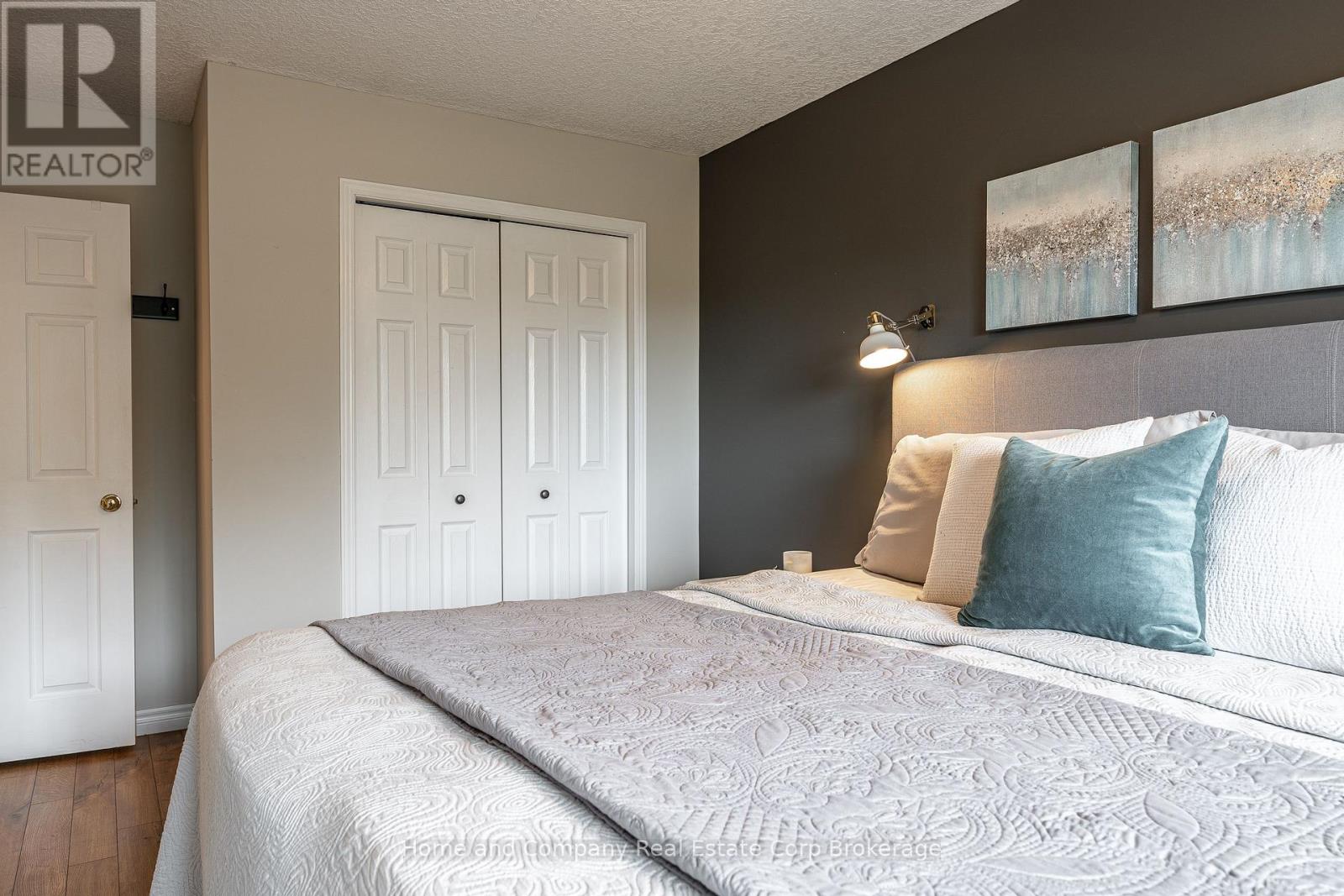 160 Athlone Crescent Property Photo 28