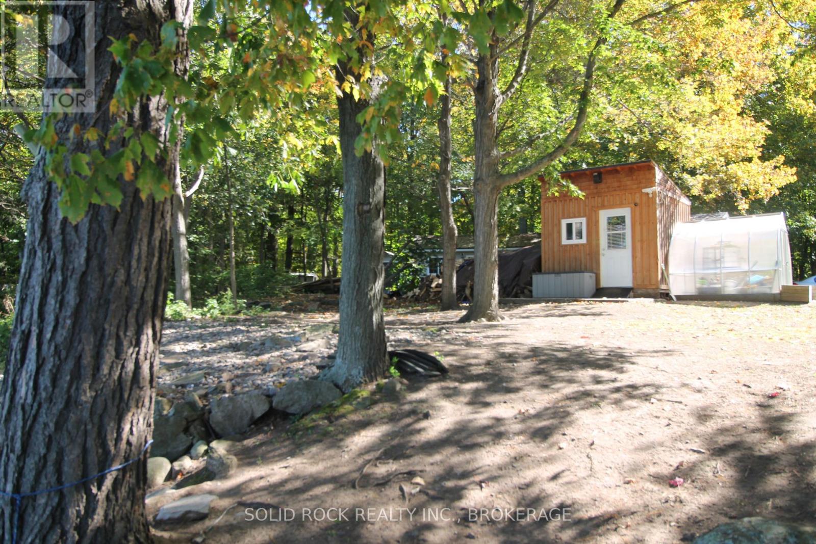 1127 Perry Lane Property Photo 29
