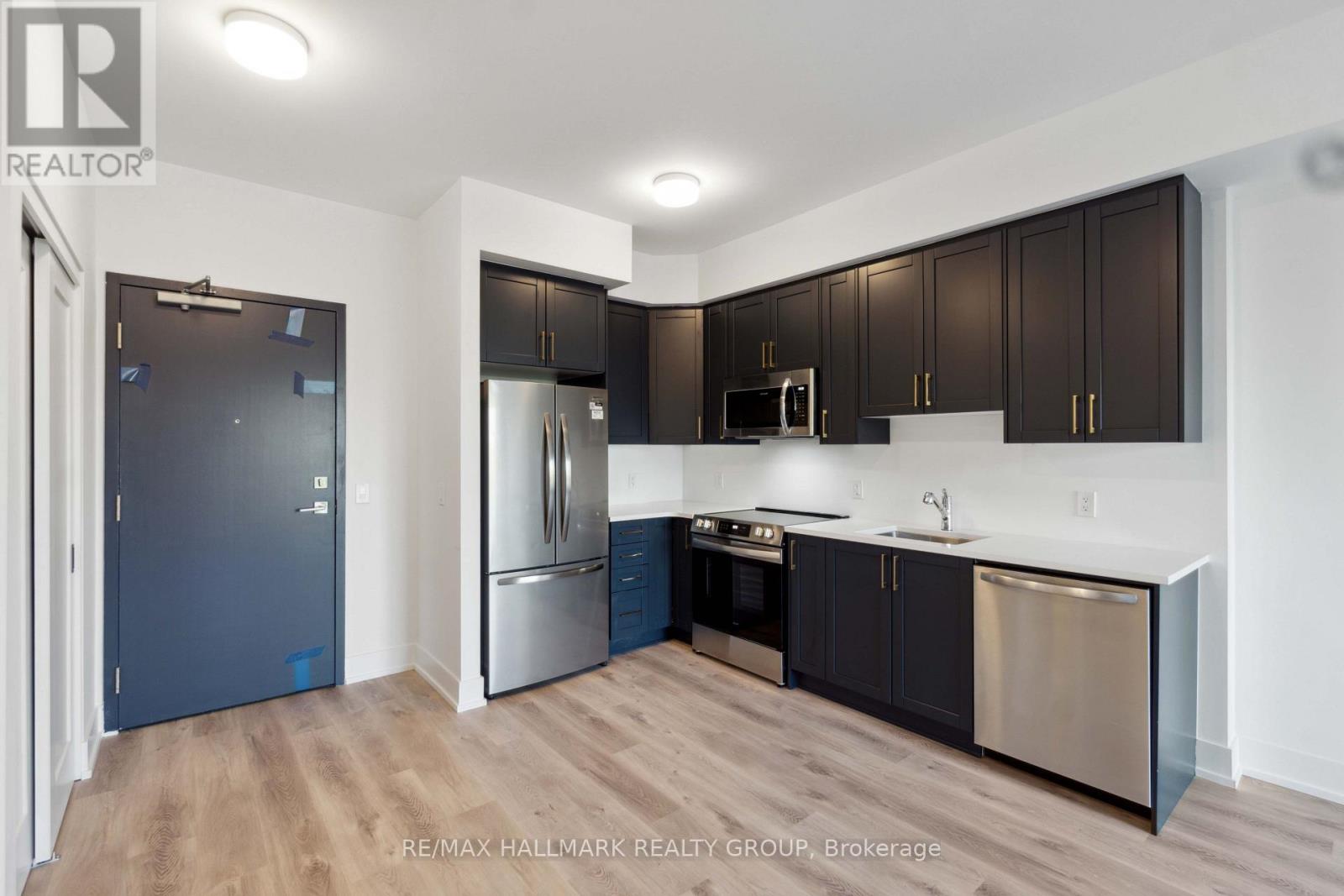 211 - 397 Codds Road Property Photo 8