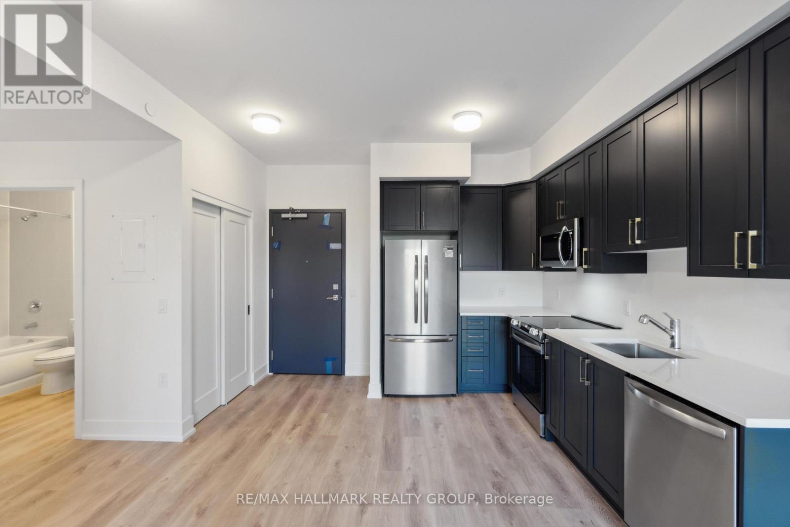 211 - 397 Codds Road Property Photo 13