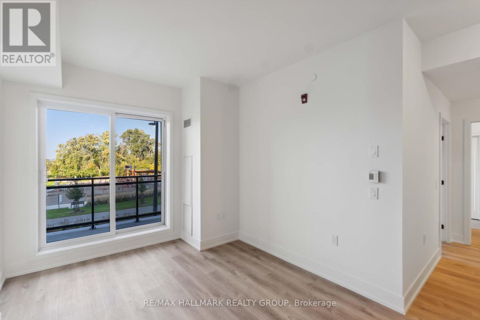 211 - 397 Codds Road Property Photo 15