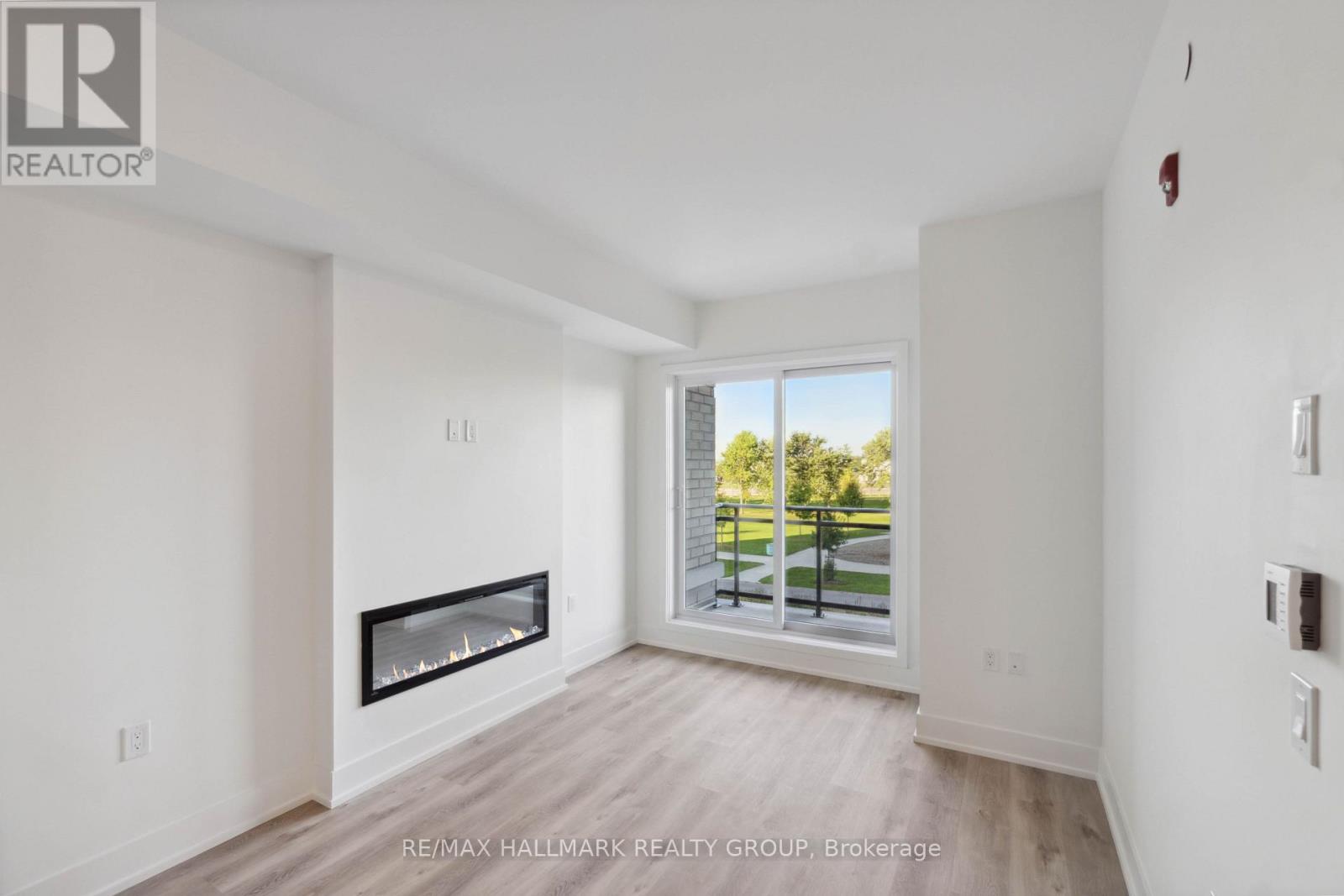 211 - 397 Codds Road Property Photo 16