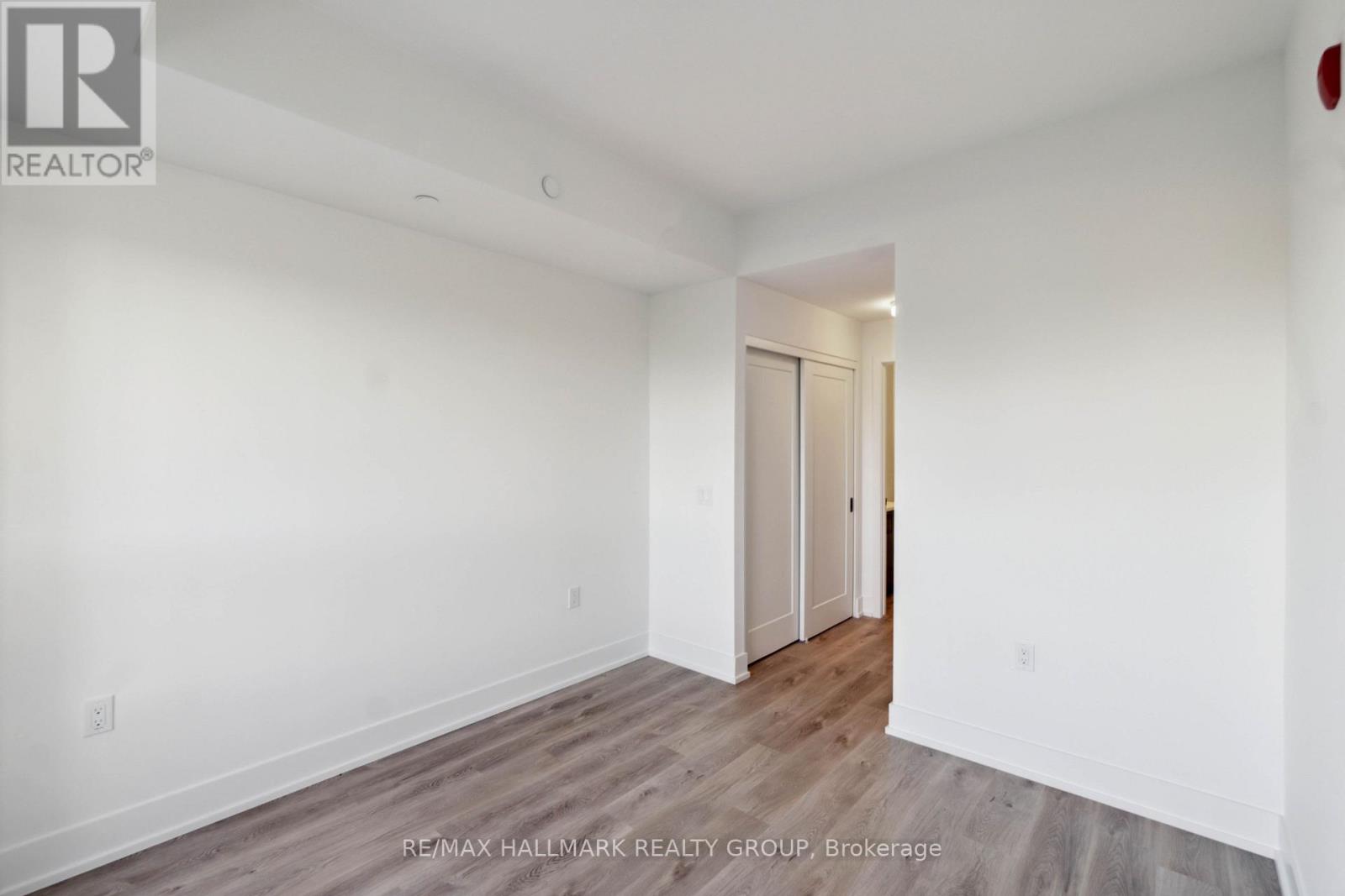 211 - 397 Codds Road Property Photo 23