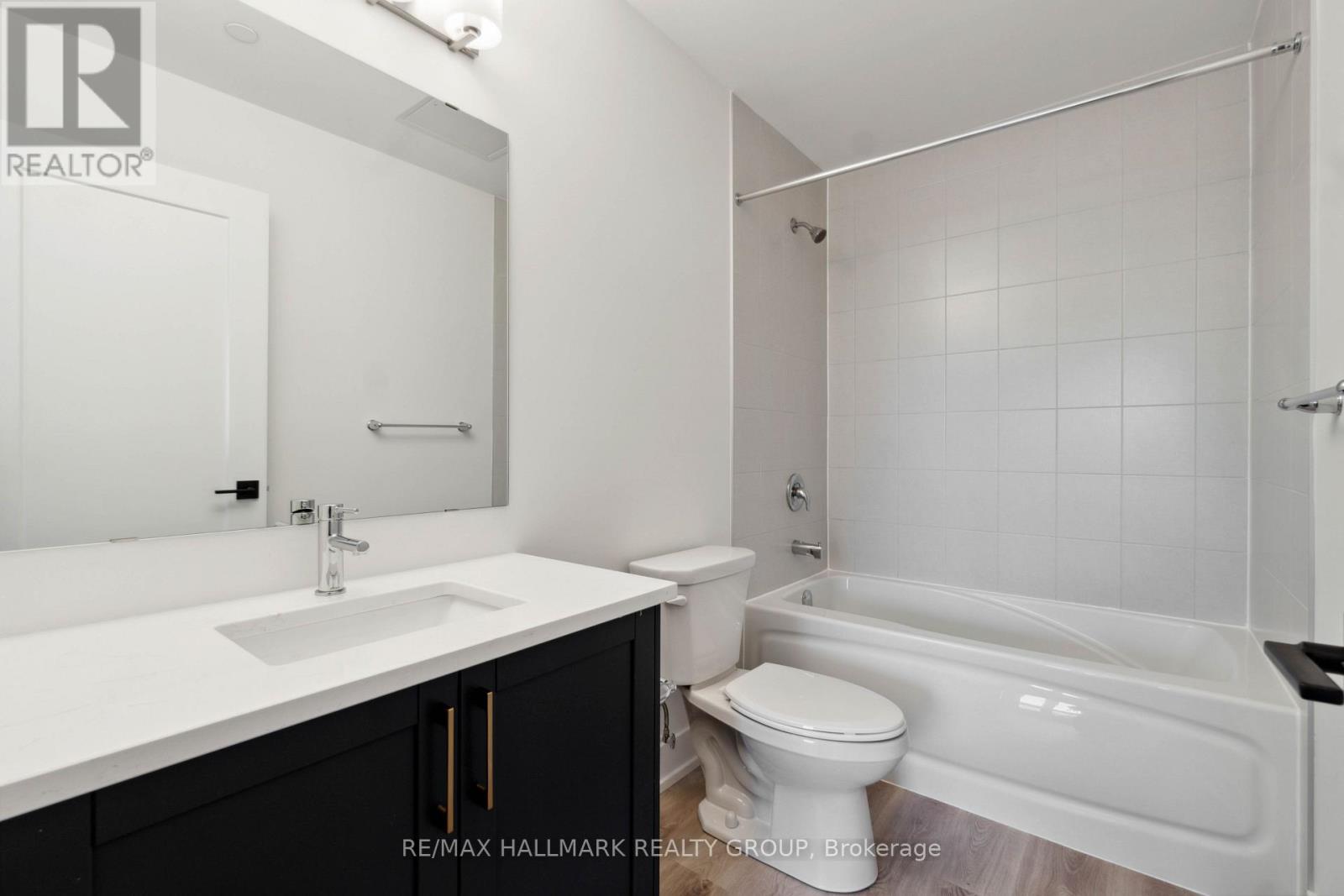 211 - 397 Codds Road Property Photo 25