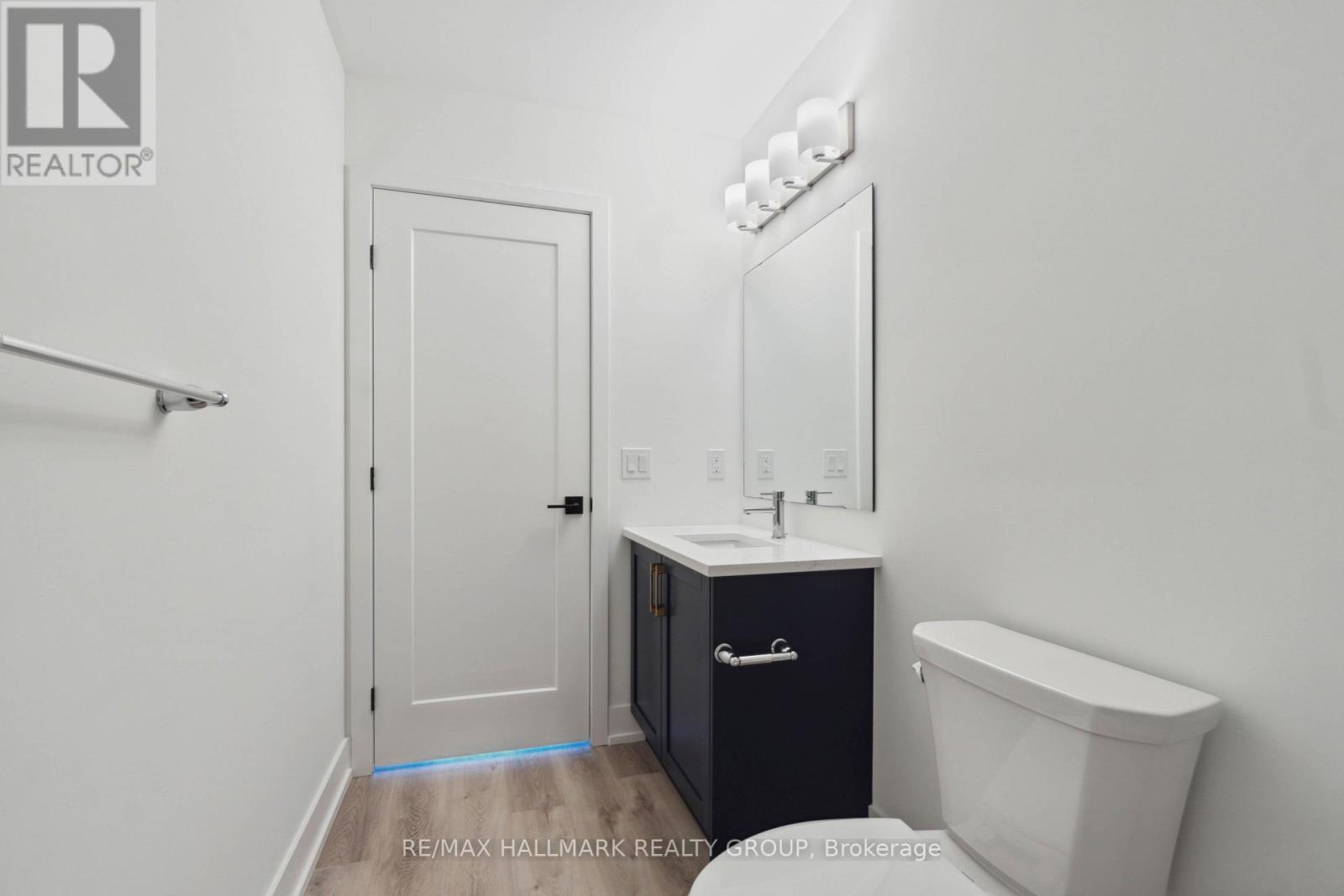211 - 397 Codds Road Property Photo 26