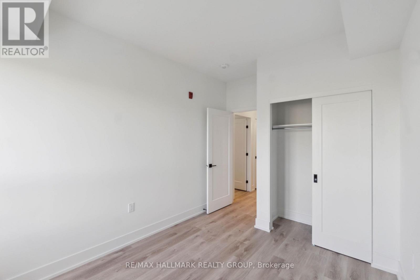 211 - 397 Codds Road Property Photo 30