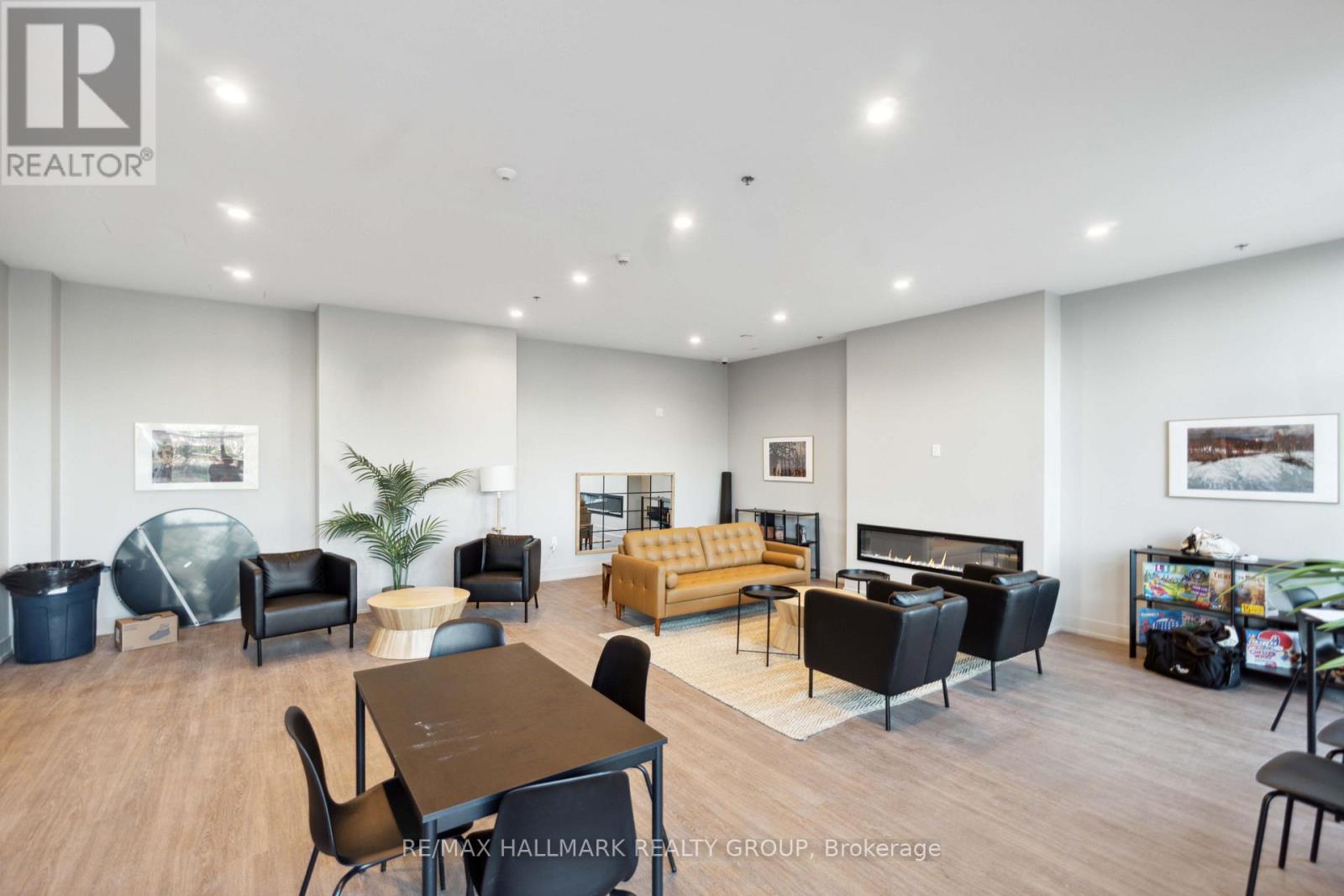 211 - 397 Codds Road Property Photo 40