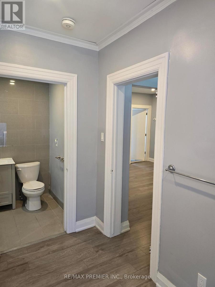 95 Cayuga Street Property Photo 12