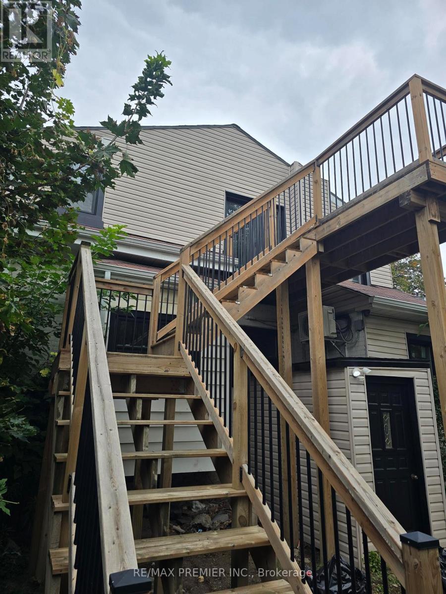 95 Cayuga Street Property Photo 21