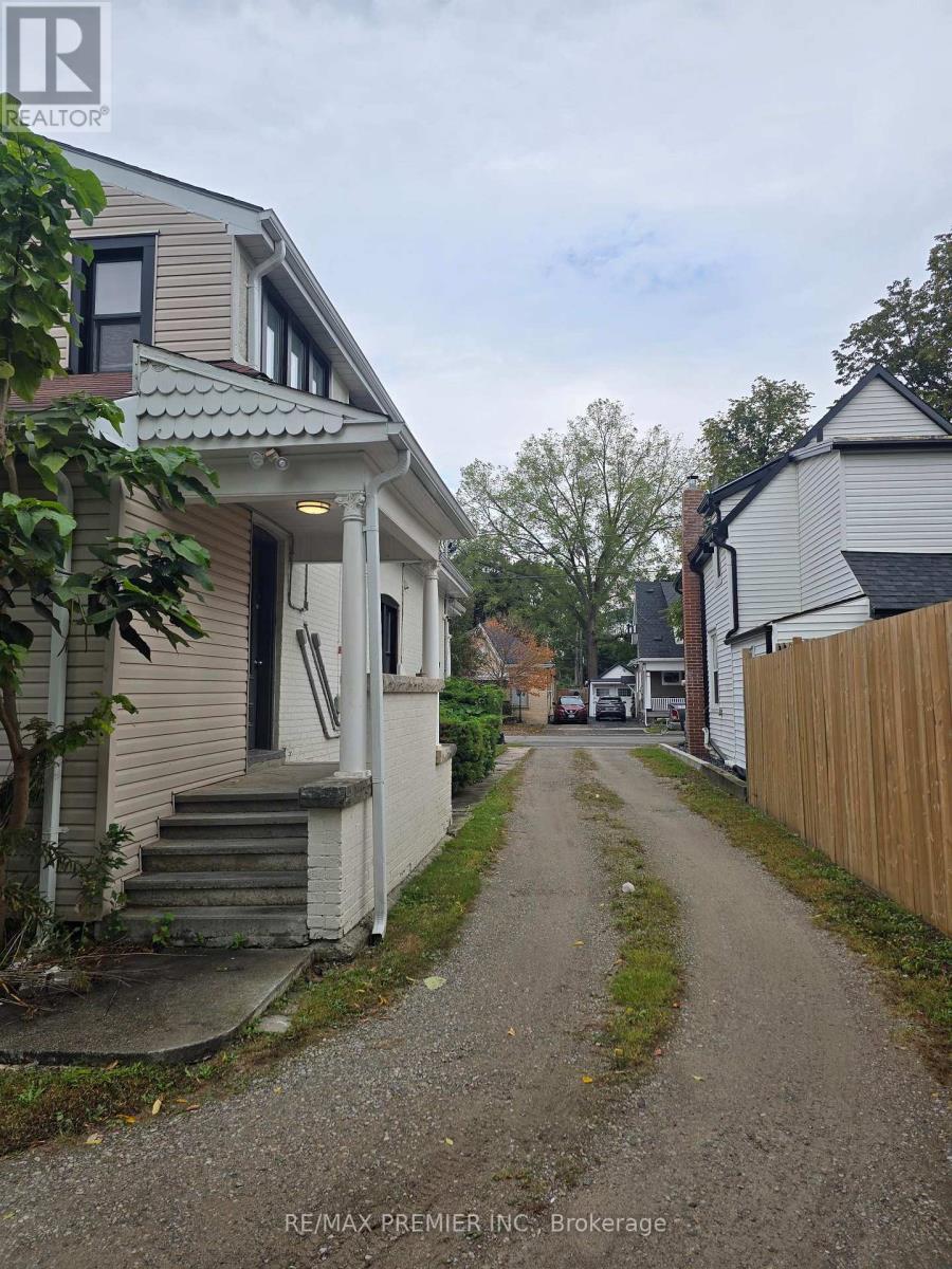 95 Cayuga Street Property Photo 22