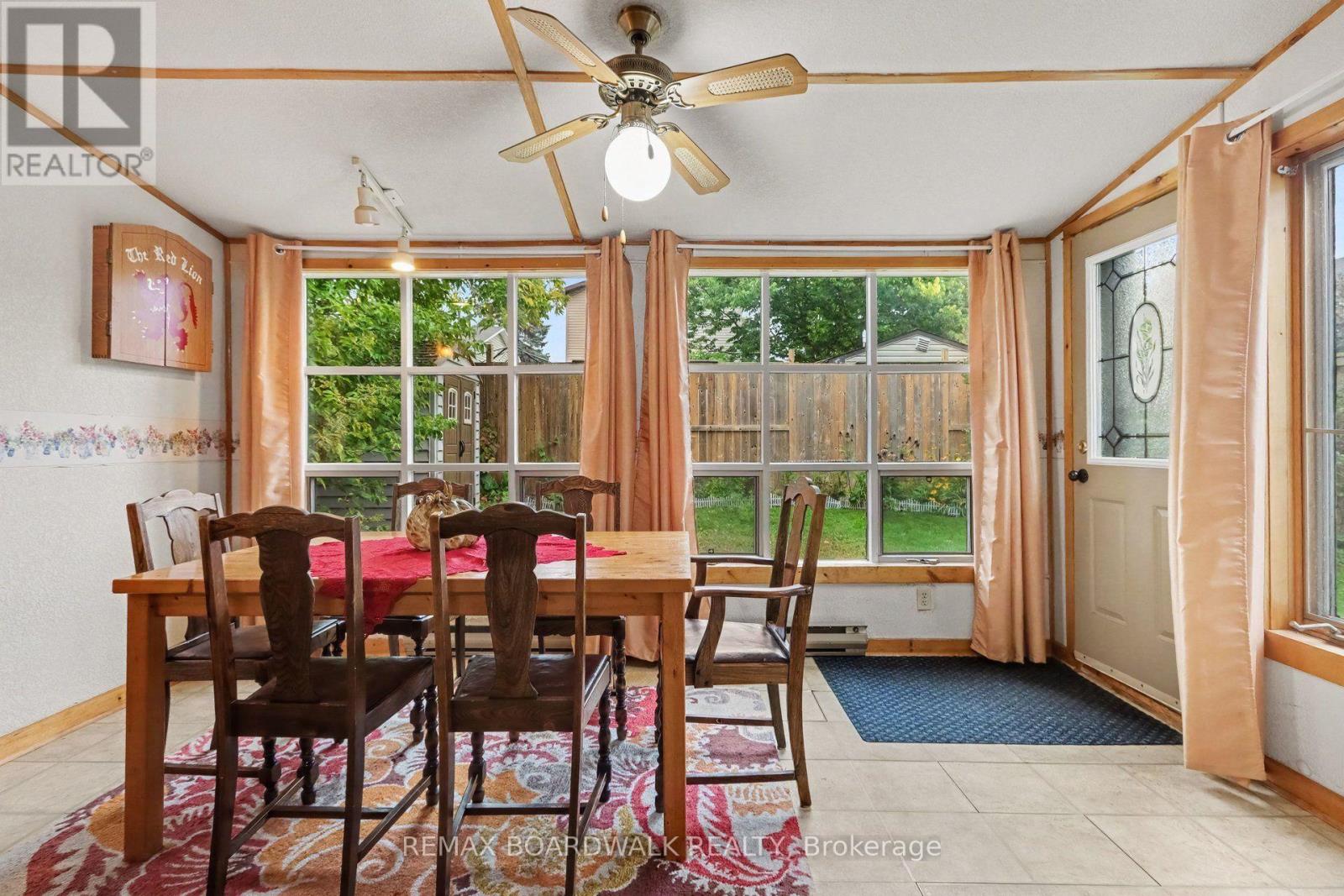 174 Munro Street Property Photo 9
