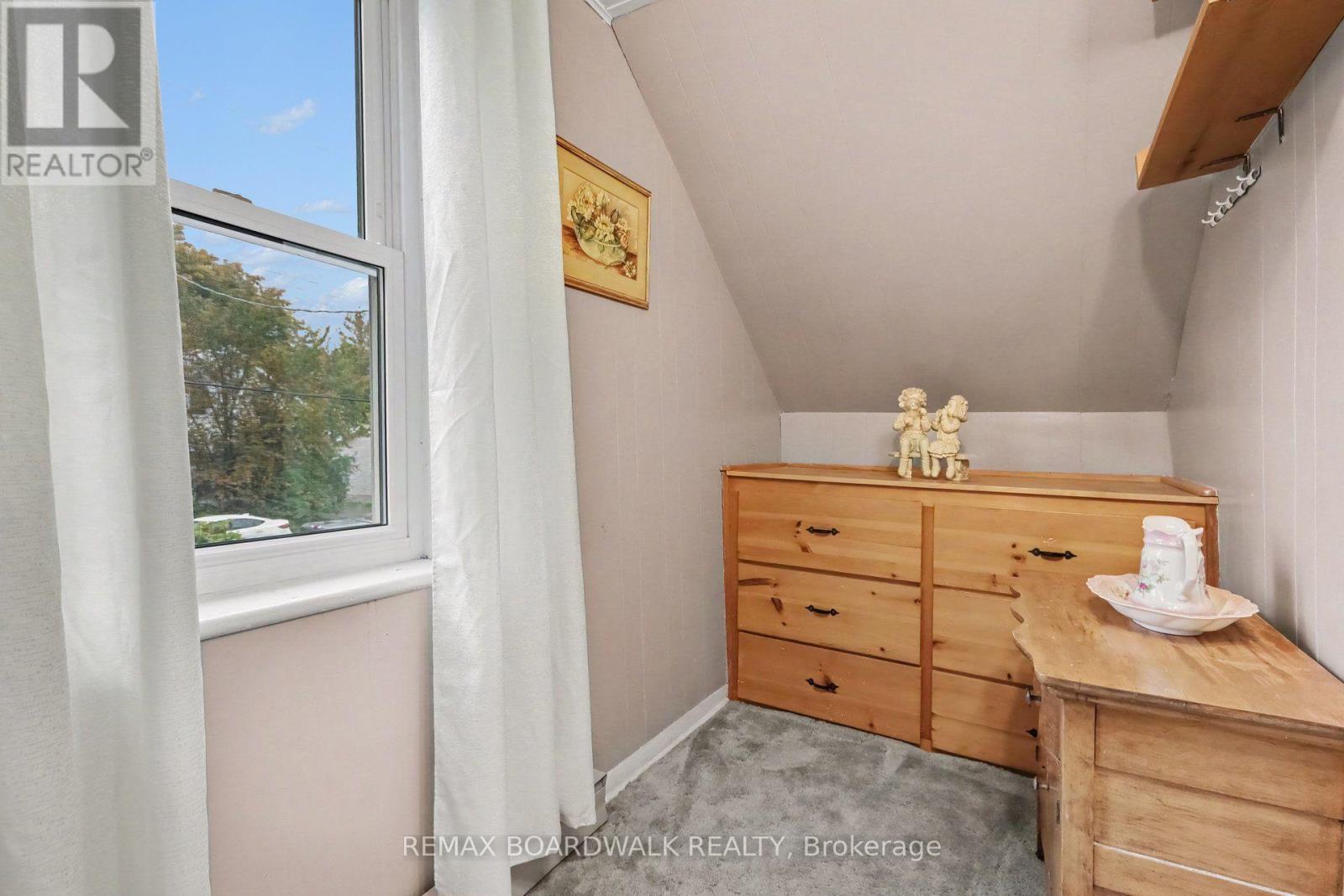 174 Munro Street Property Photo 16
