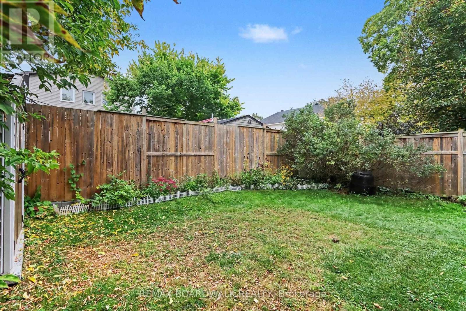174 Munro Street Property Photo 20