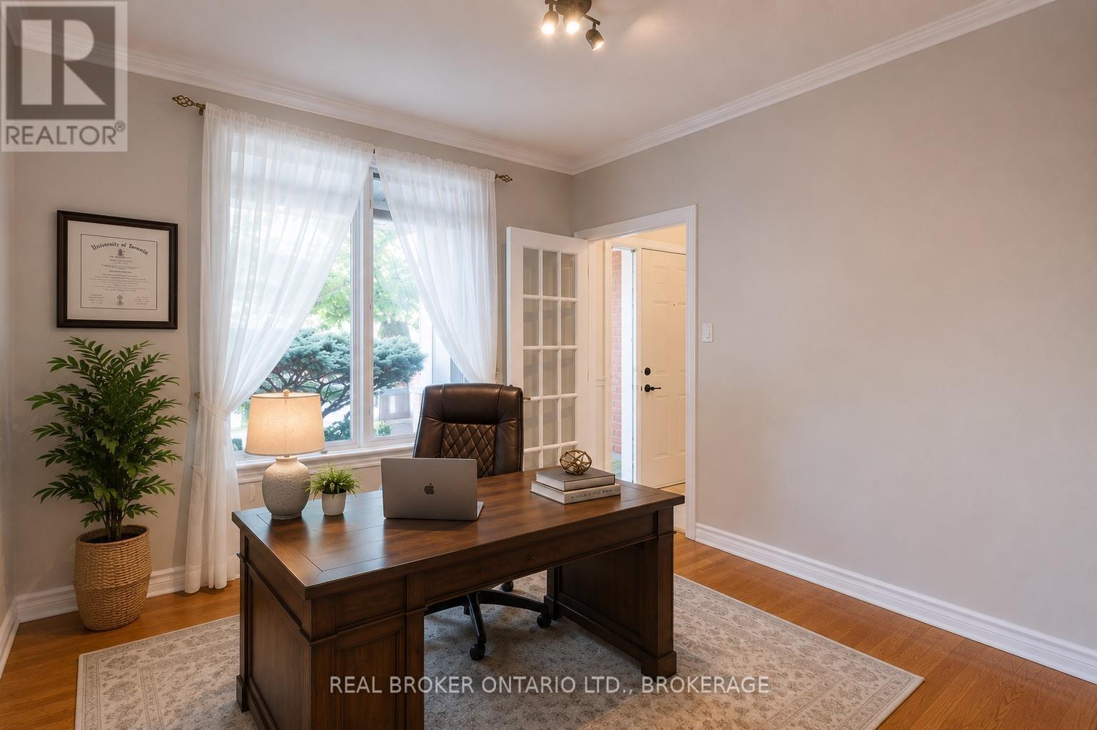 11 Redbridge Crescent Property Photo 14