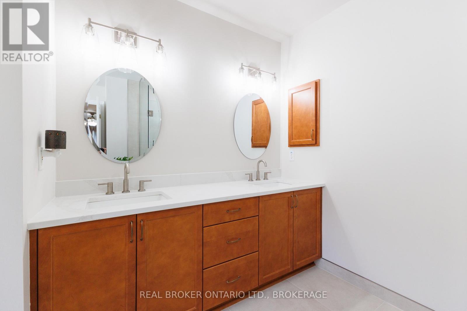 11 Redbridge Crescent Property Photo 36