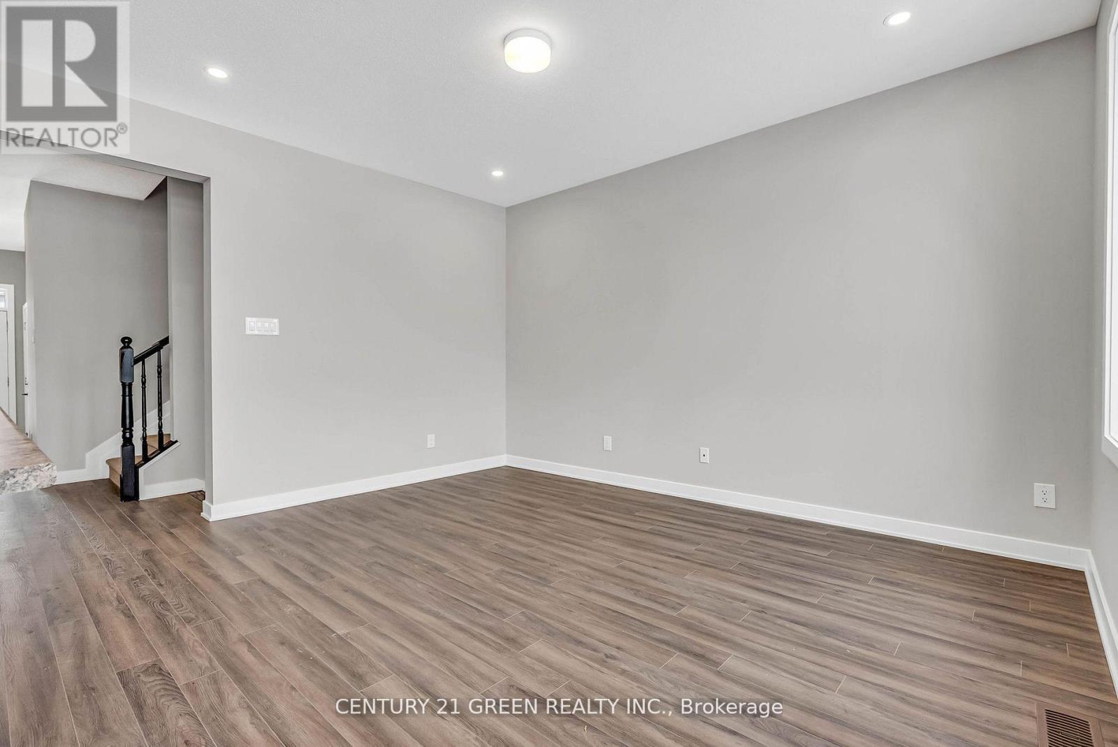2183 Winsome Terrace Property Photo 11
